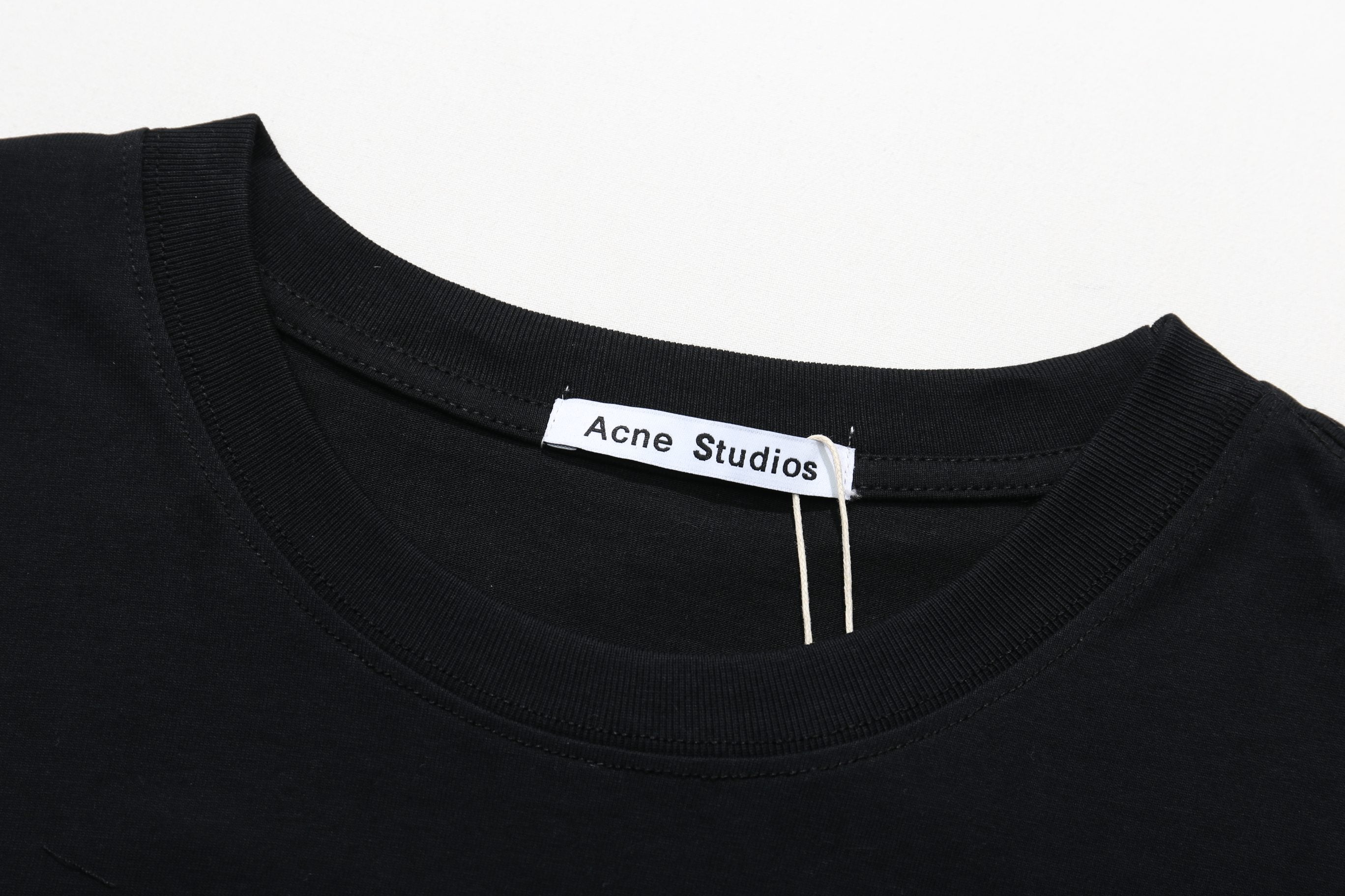 LuxluxHouse Best Quality Clothes T-shirt Chanel & Maison Margiela