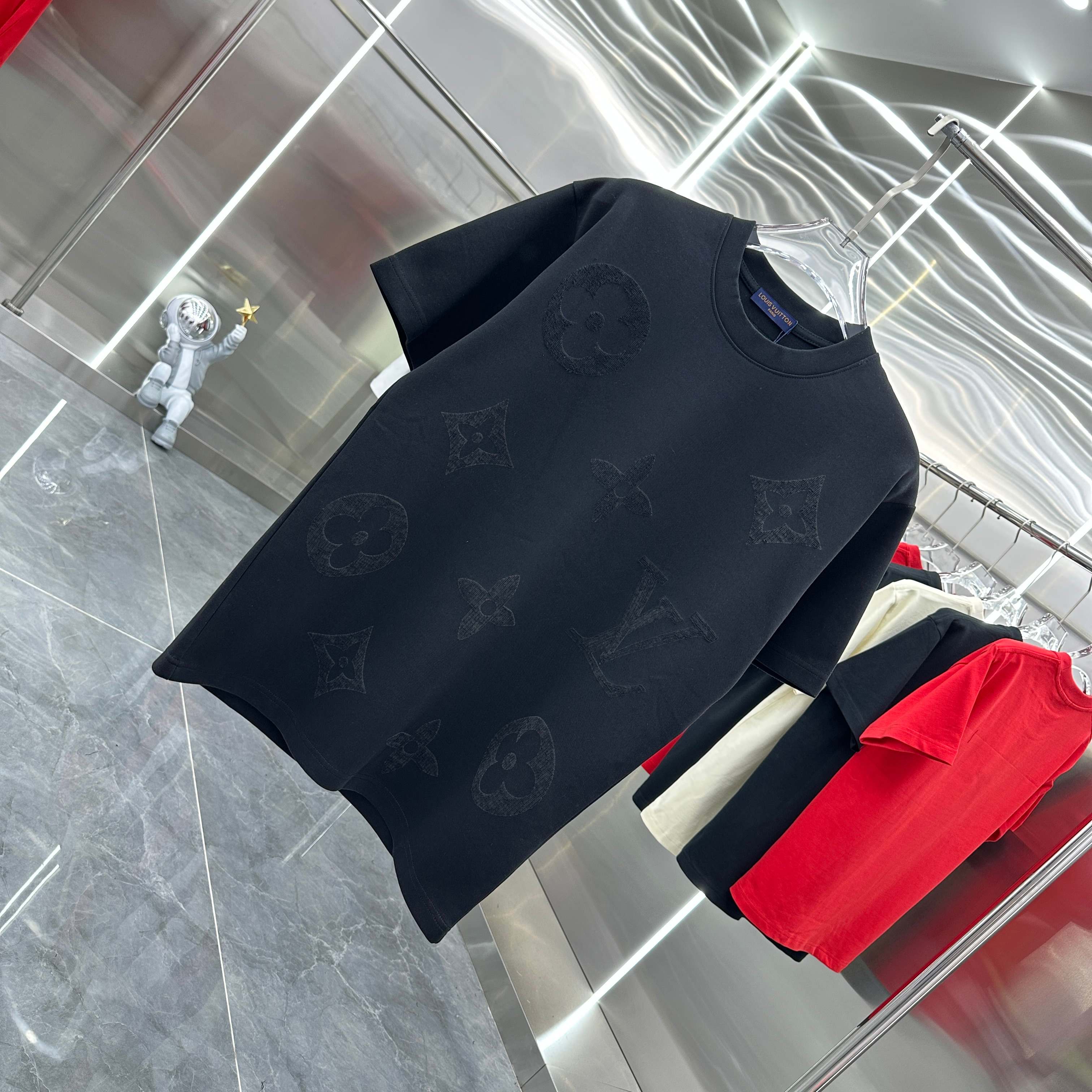 LuxluxHouse Best Quality Clothes T-shirt Louis Vuitton