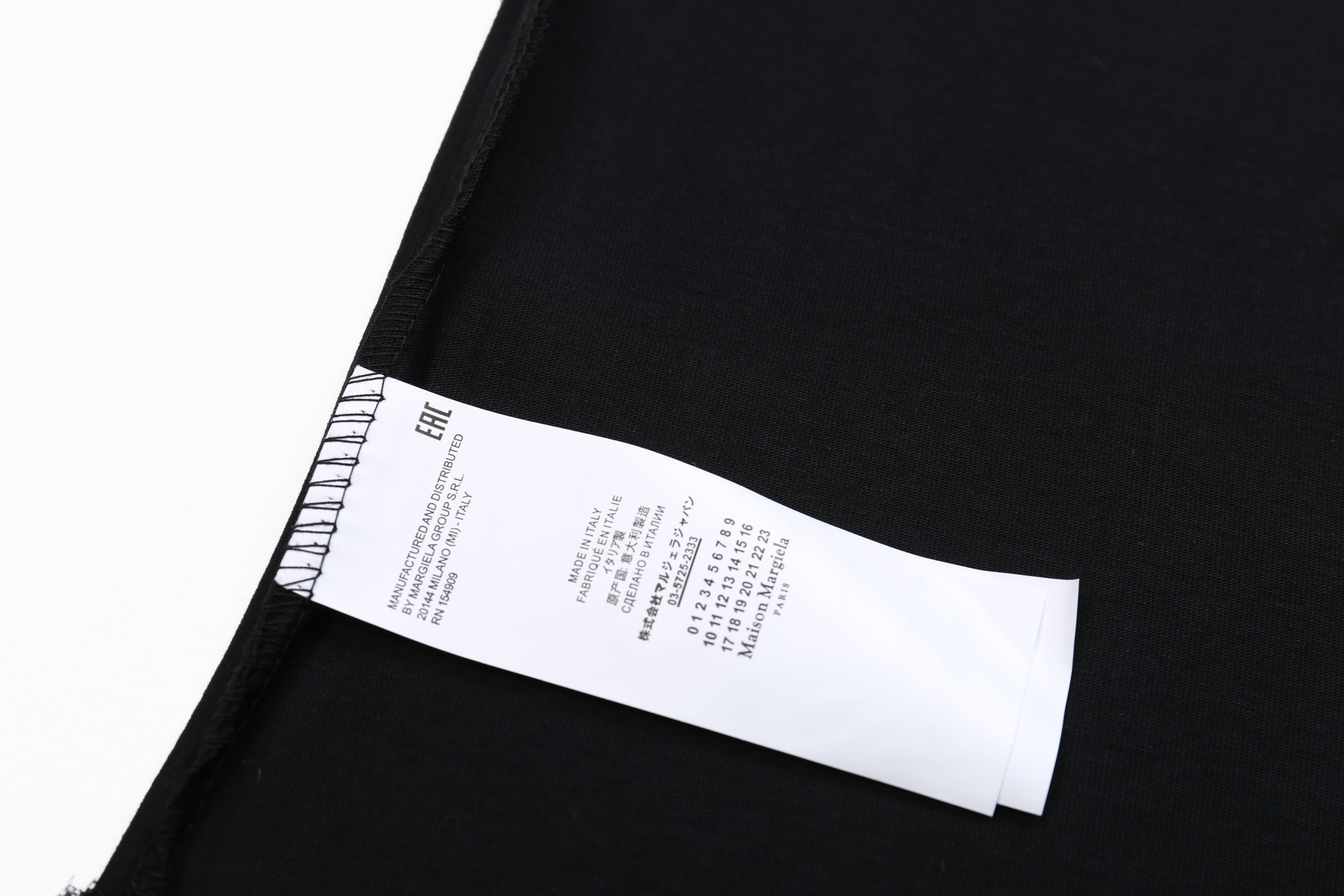 LuxluxHouse Best Quality Clothes T-shirt Chanel & Maison Margiela