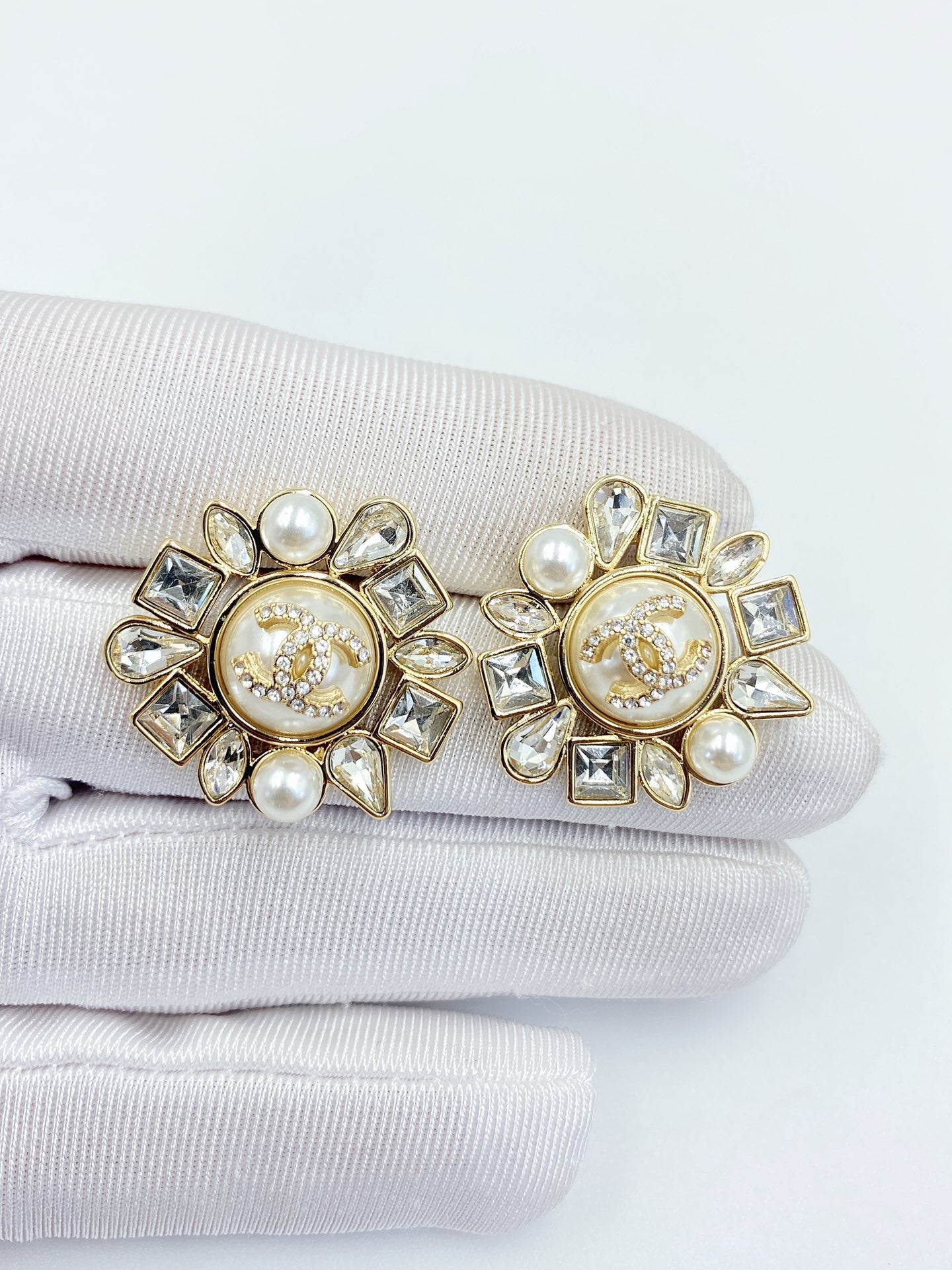 LuxluxHouse Best Quality Accessories Chanel