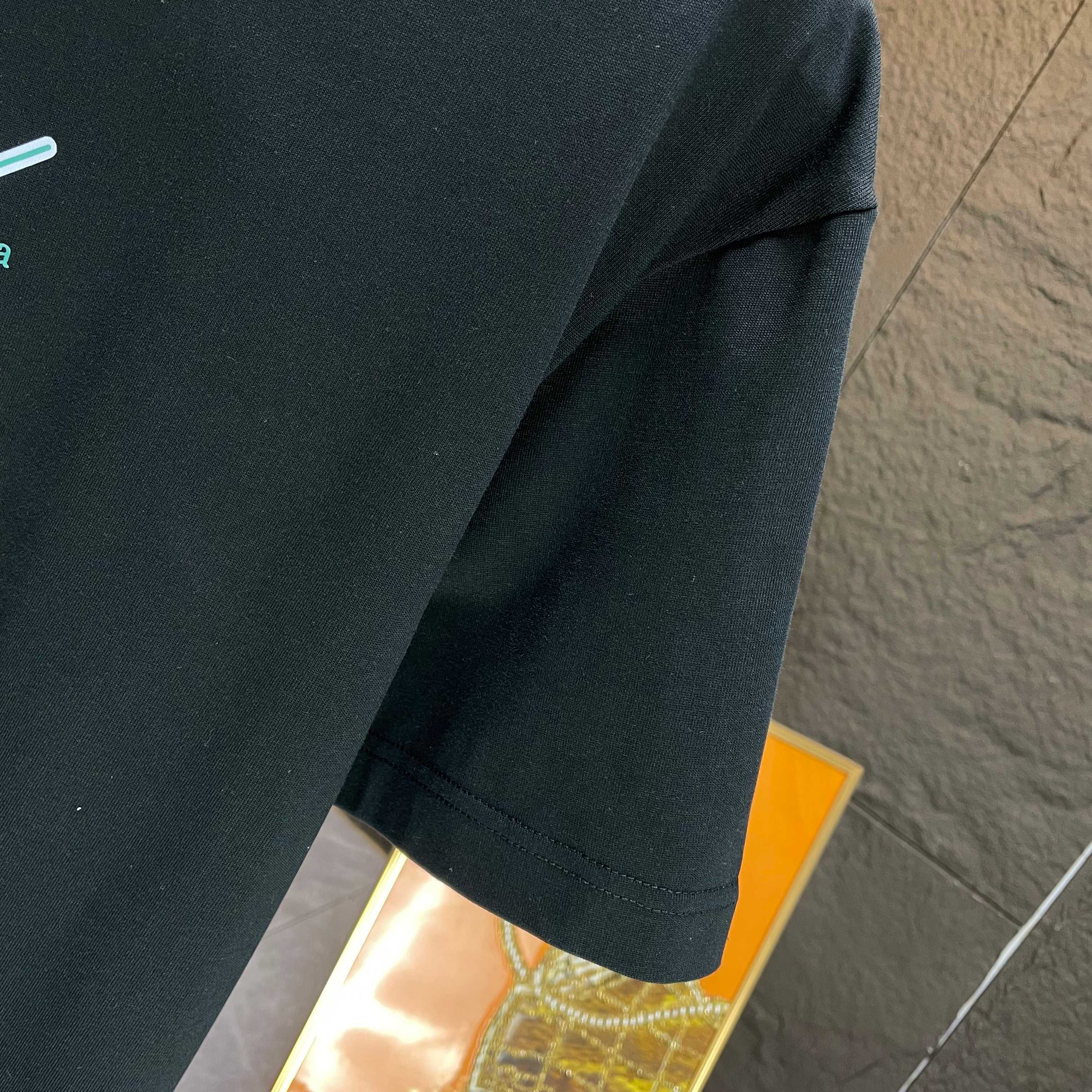 LuxluxHouse Best Quality Clothes T-shirt Chanel & Maison Margiela