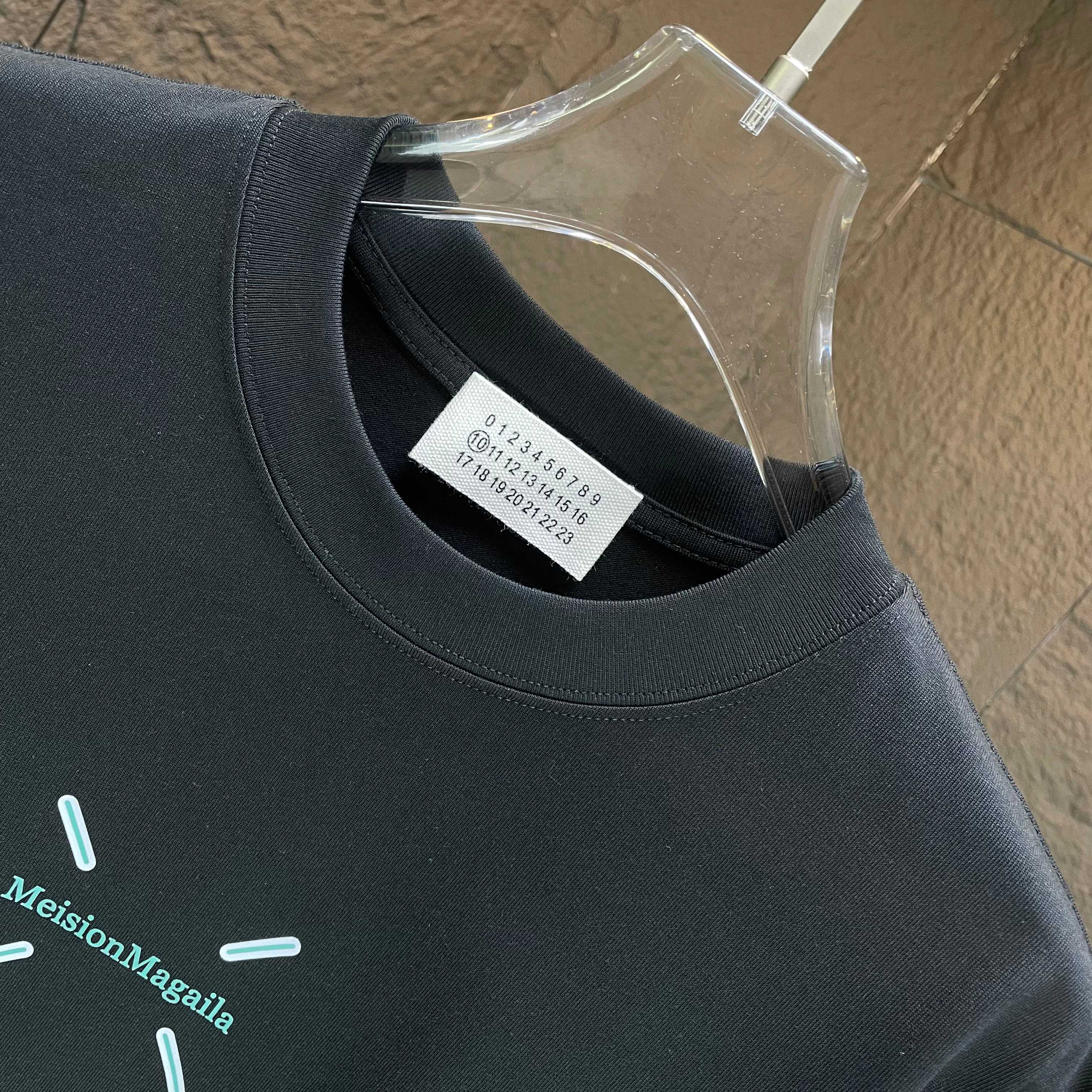 LuxluxHouse Best Quality Clothes T-shirt Chanel & Maison Margiela
