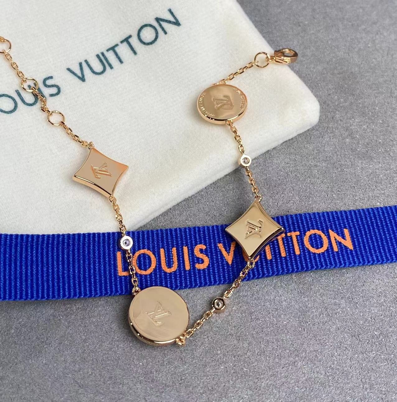 LuxluxHouse Best Quality Accessories Louis Vuitton