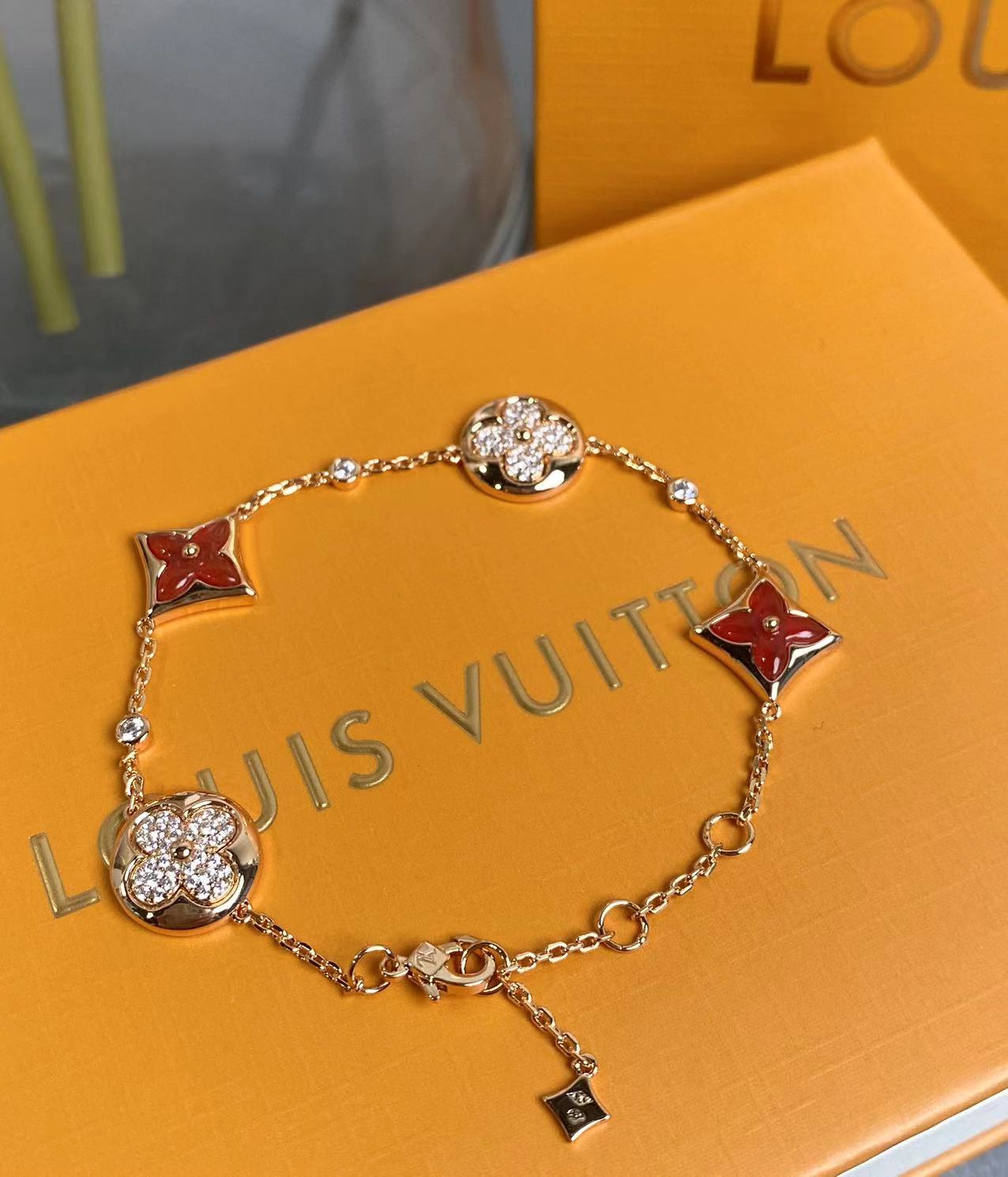 LuxluxHouse Best Quality Accessories Louis Vuitton