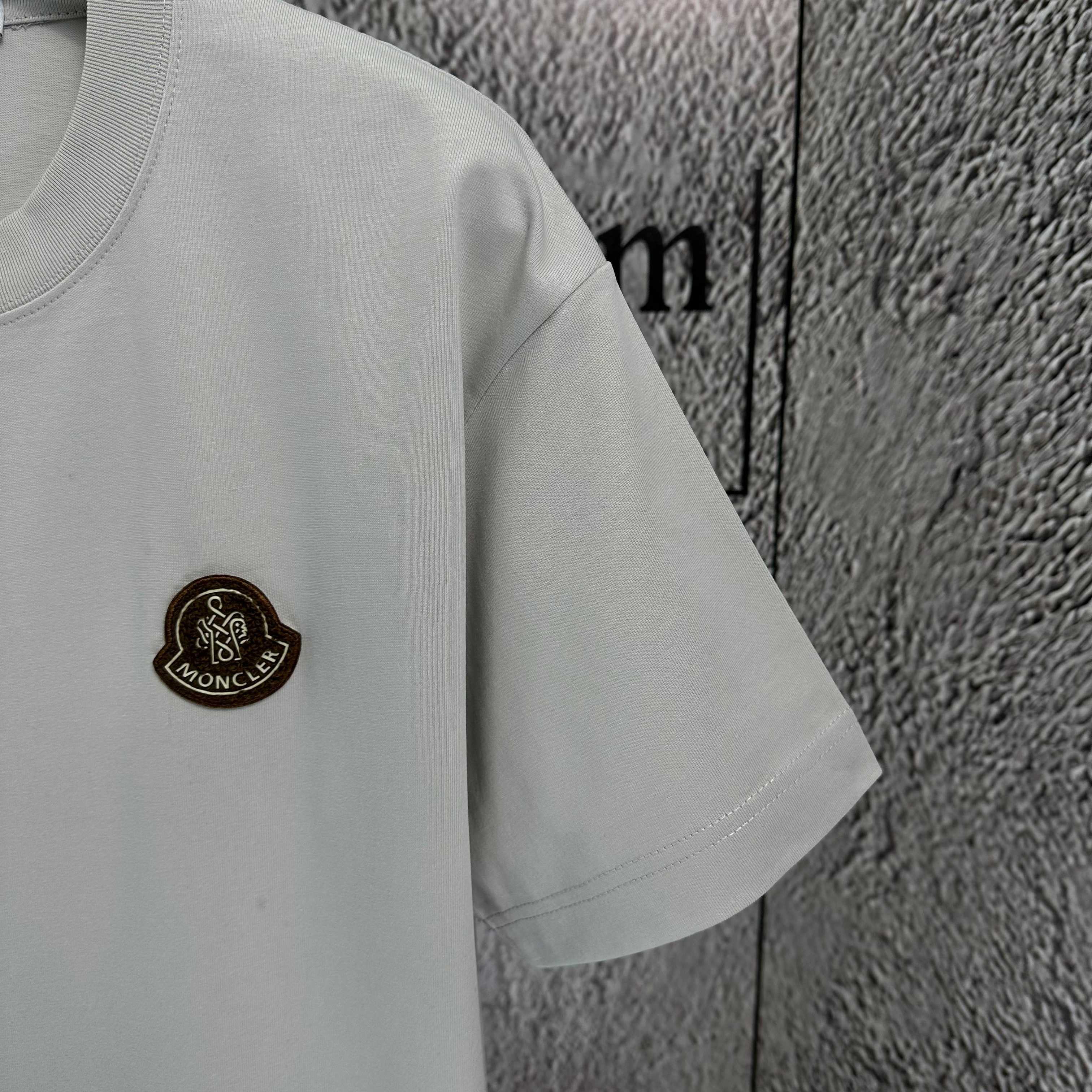 LuxluxHouse Best Quality Clothes T-shirt Moncler