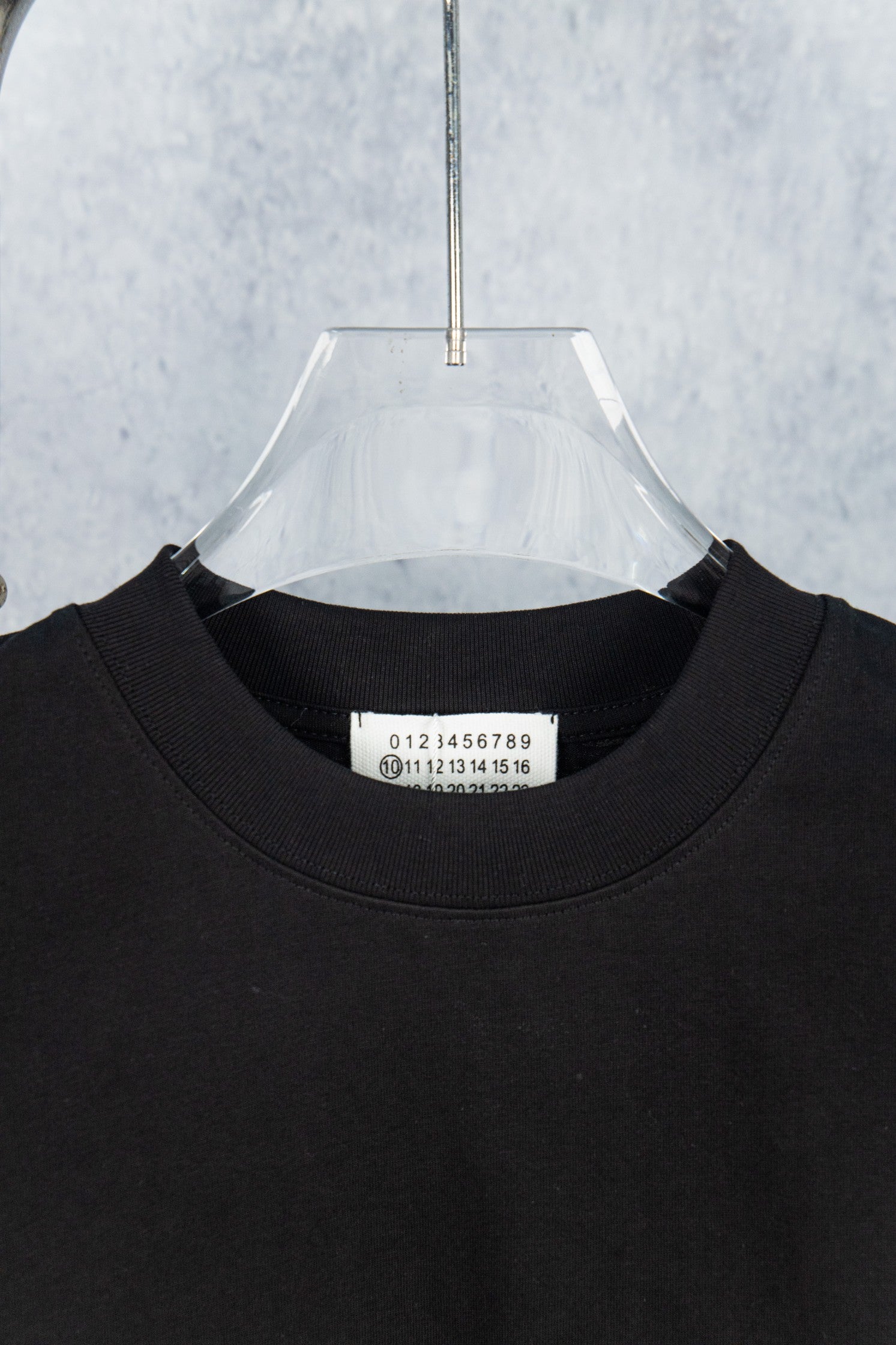 LuxluxHouse Best Quality Clothes T-shirt Chanel & Maison Margiela