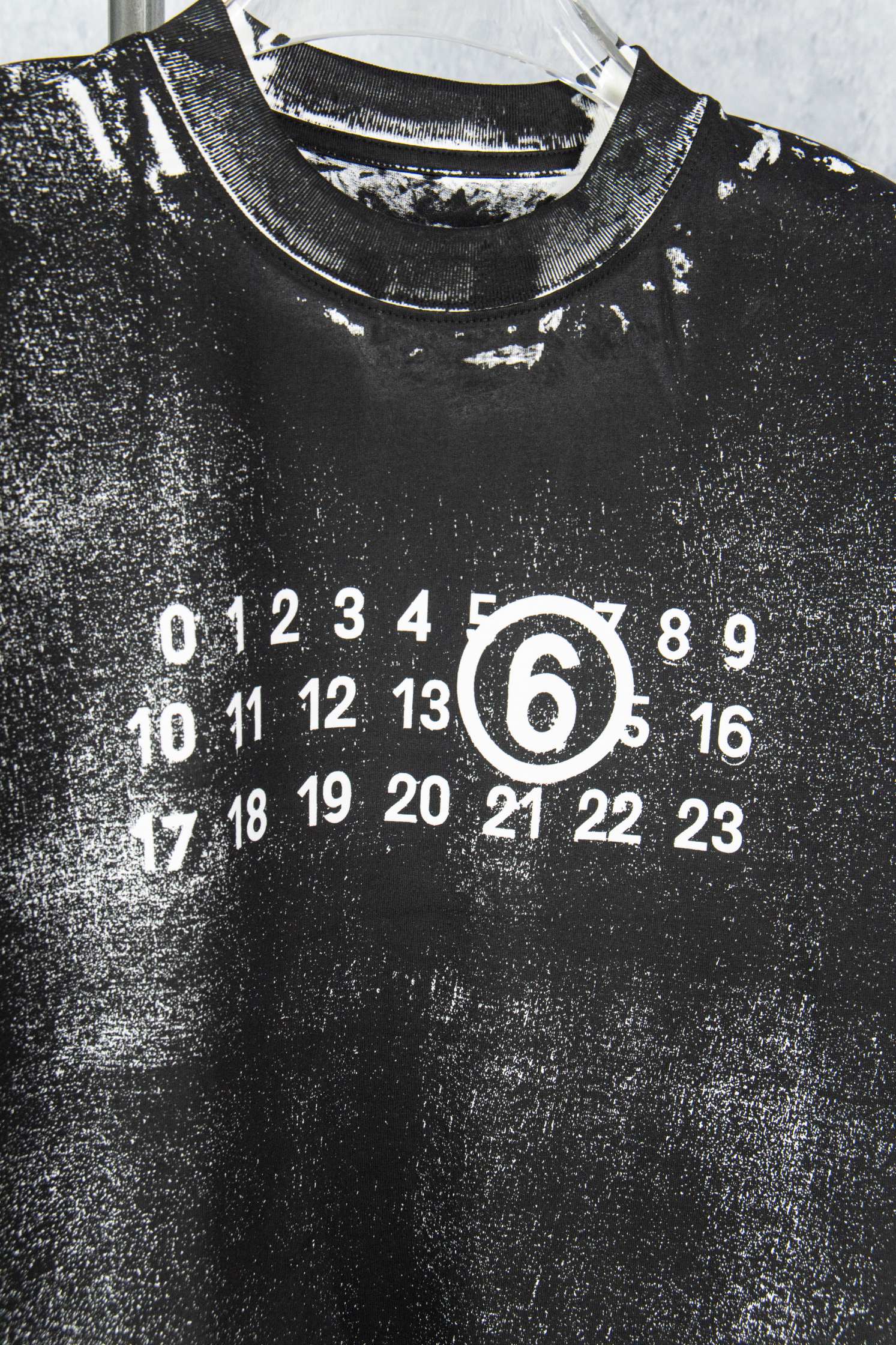 LuxluxHouse Best Quality Clothes T-shirt Chanel & Maison Margiela
