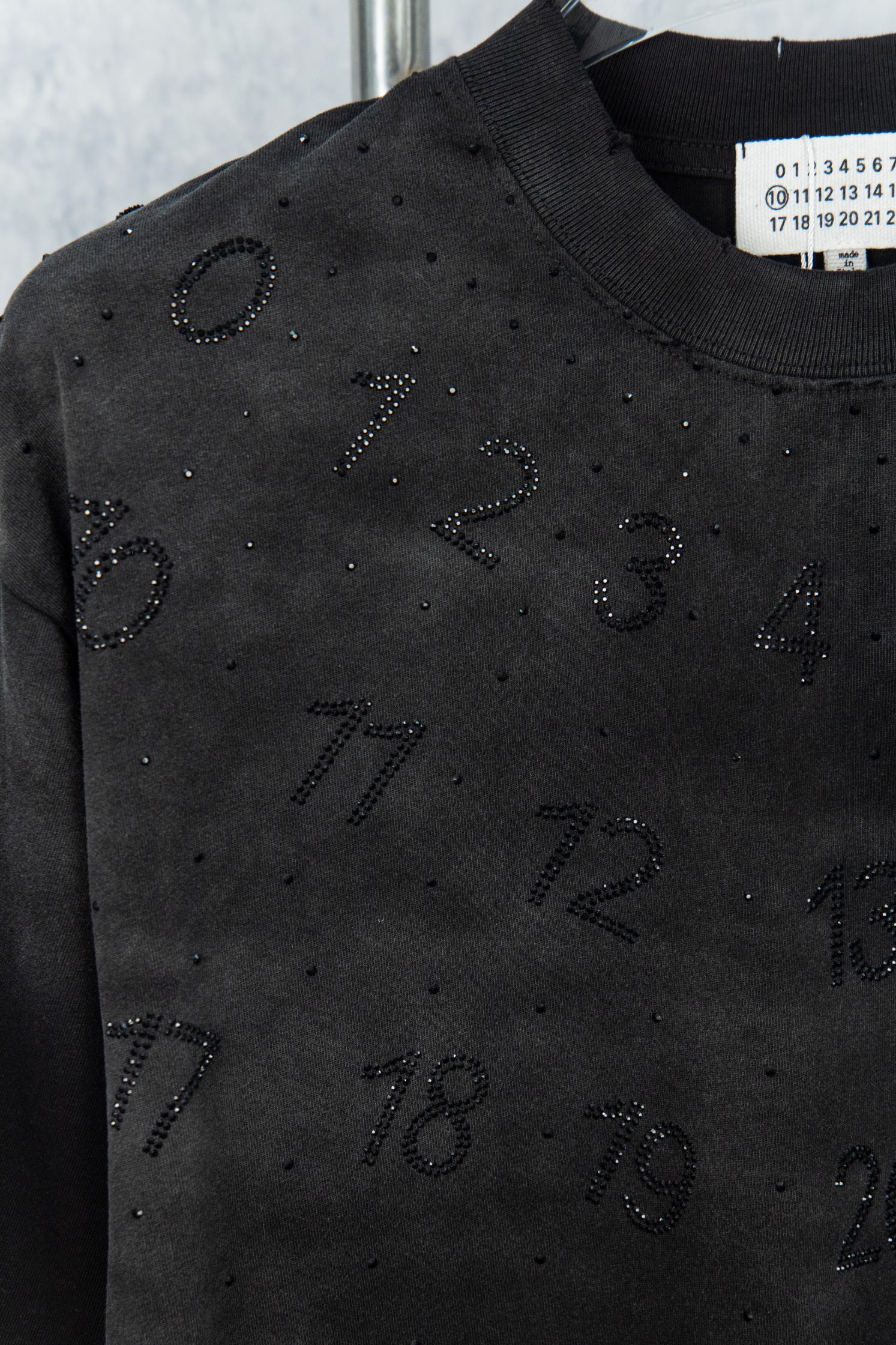 LuxluxHouse Best Quality Clothes T-shirt Chanel & Maison Margiela