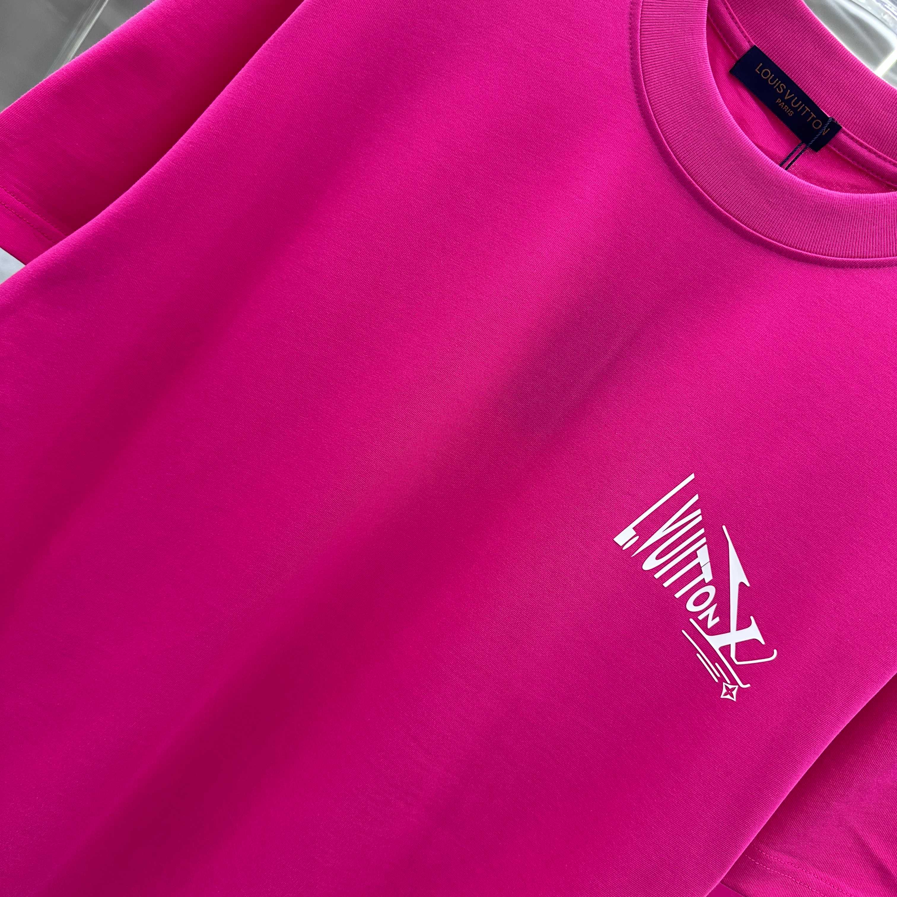 LuxluxHouse Best Quality Clothes T-shirt Louis Vuitton
