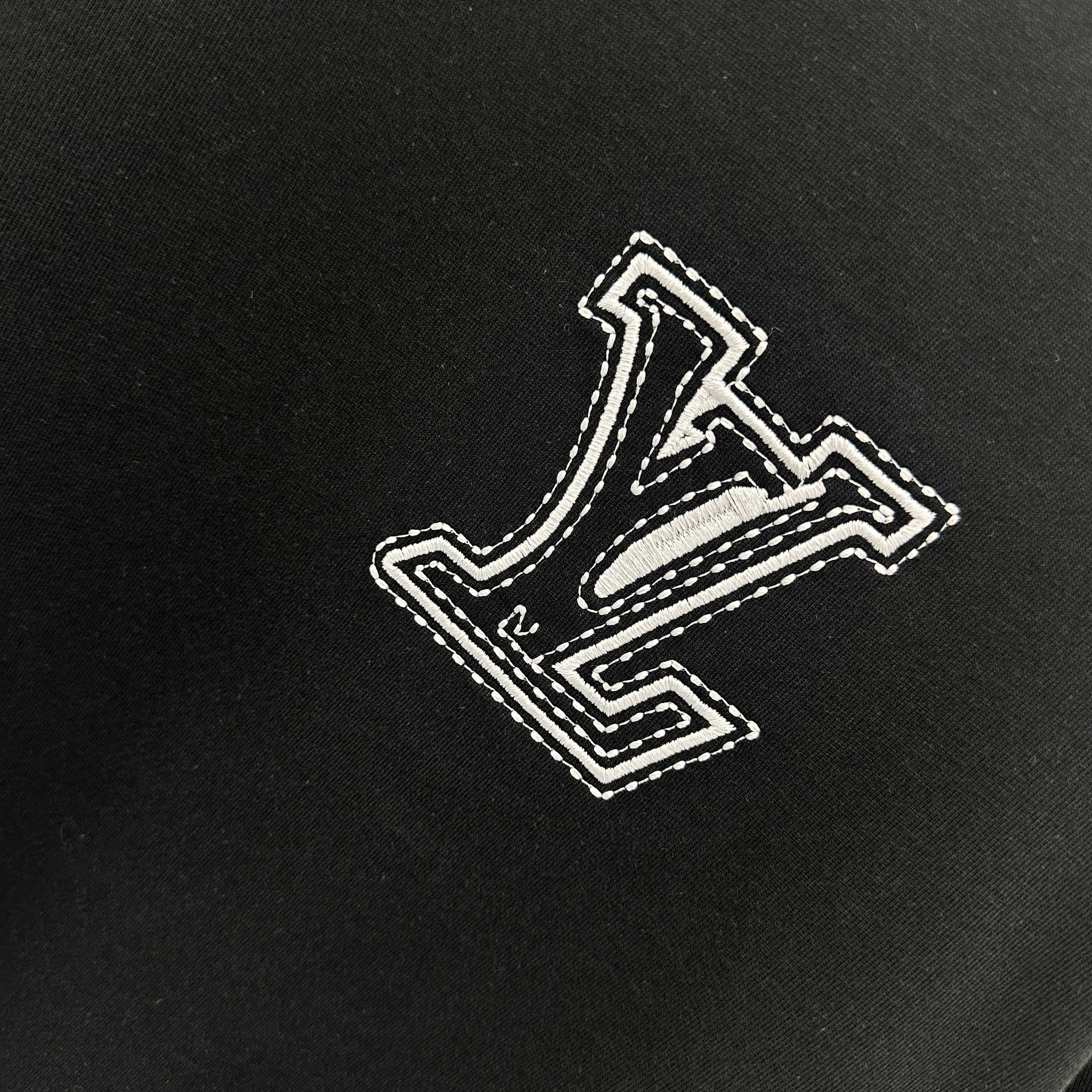 LuxluxHouse Best Quality Clothes T-shirt Louis Vuitton
