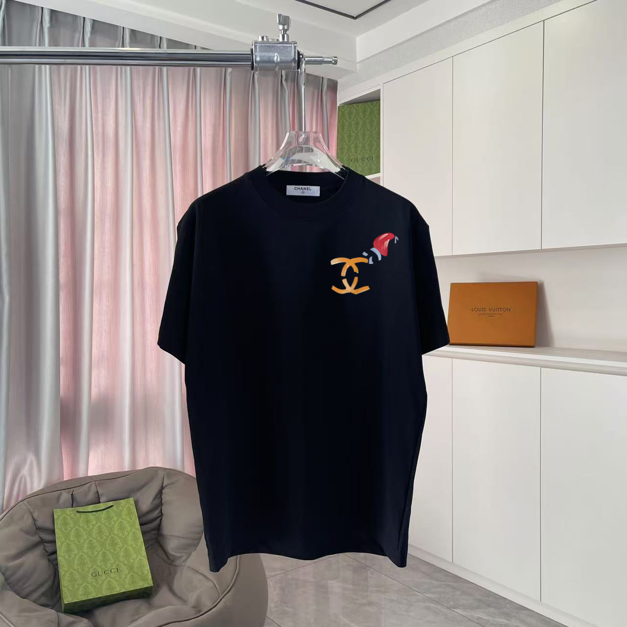 LuxluxHouse Best Quality Clothes T-shirt Chanel & Maison Margiela
