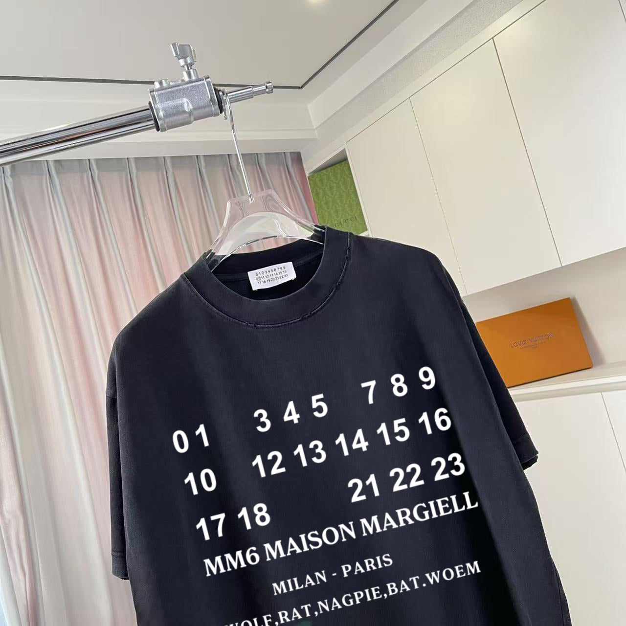 LuxluxHouse Best Quality Clothes T-shirt Chanel & Maison Margiela