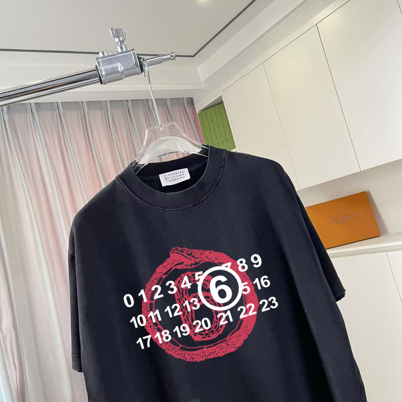 LuxluxHouse Best Quality Clothes T-shirt Chanel & Maison Margiela
