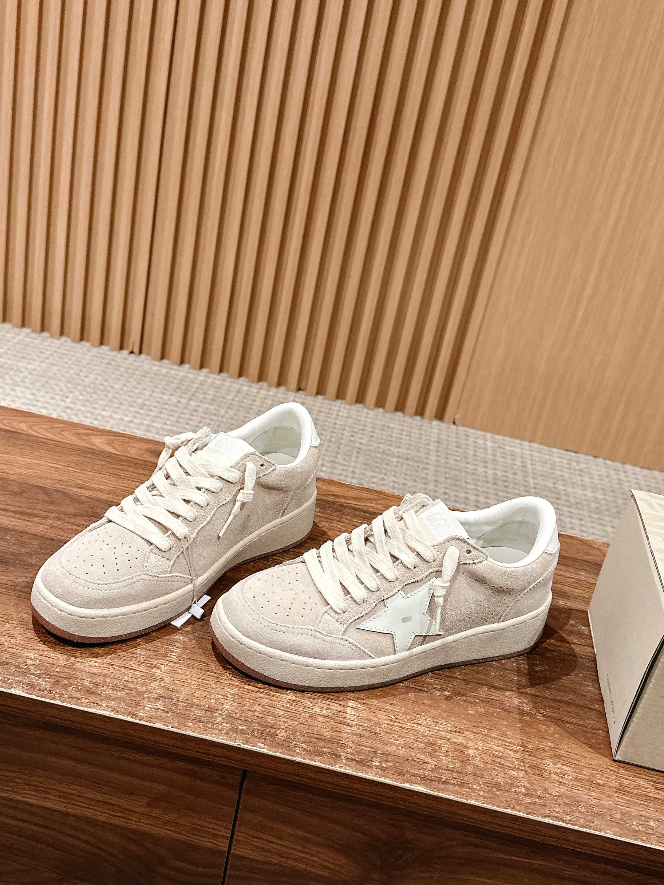 LuxluxHouse Best Quality Shoes Golden Goose