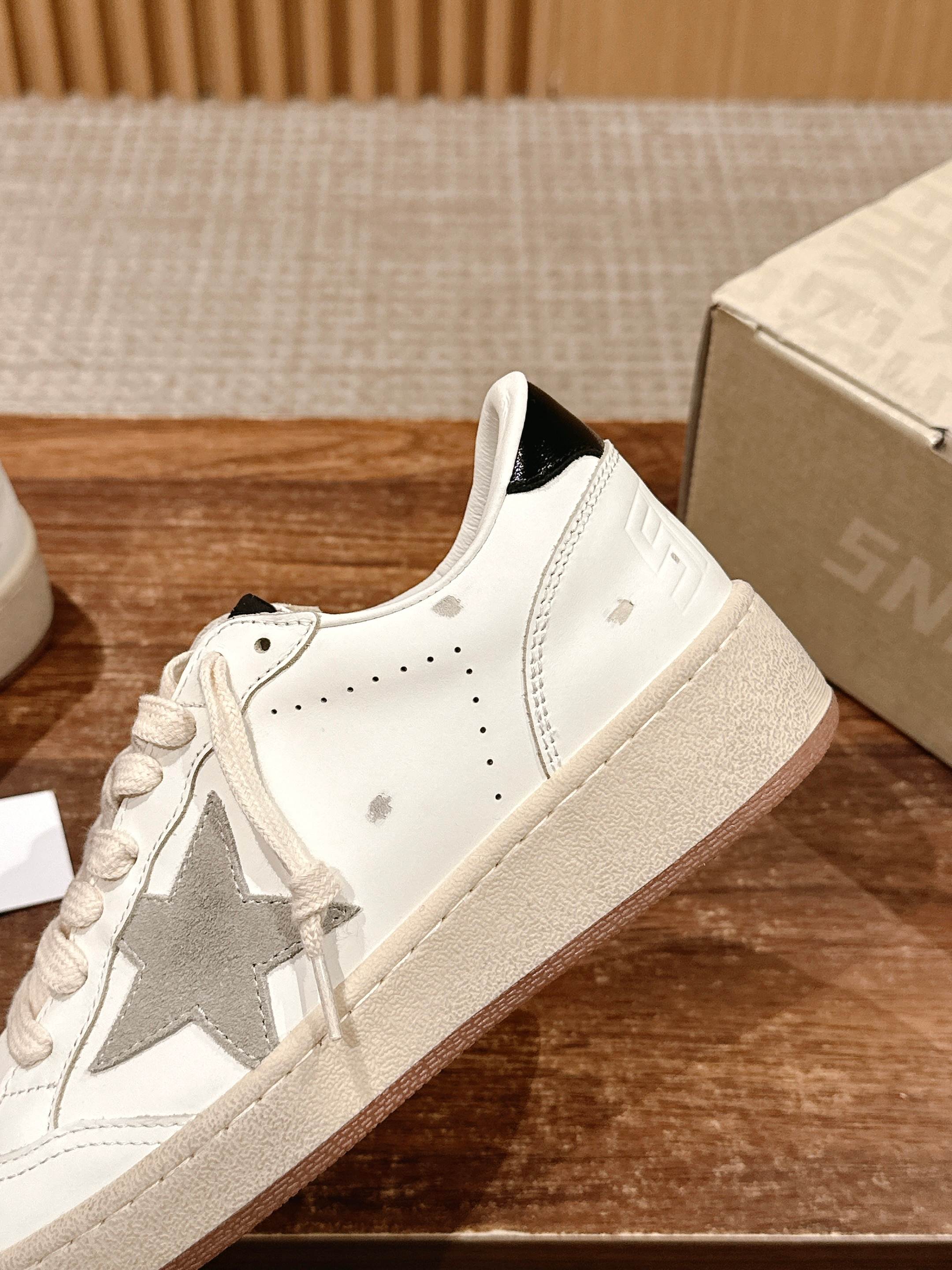 LuxluxHouse Best Quality Shoes Golden Goose
