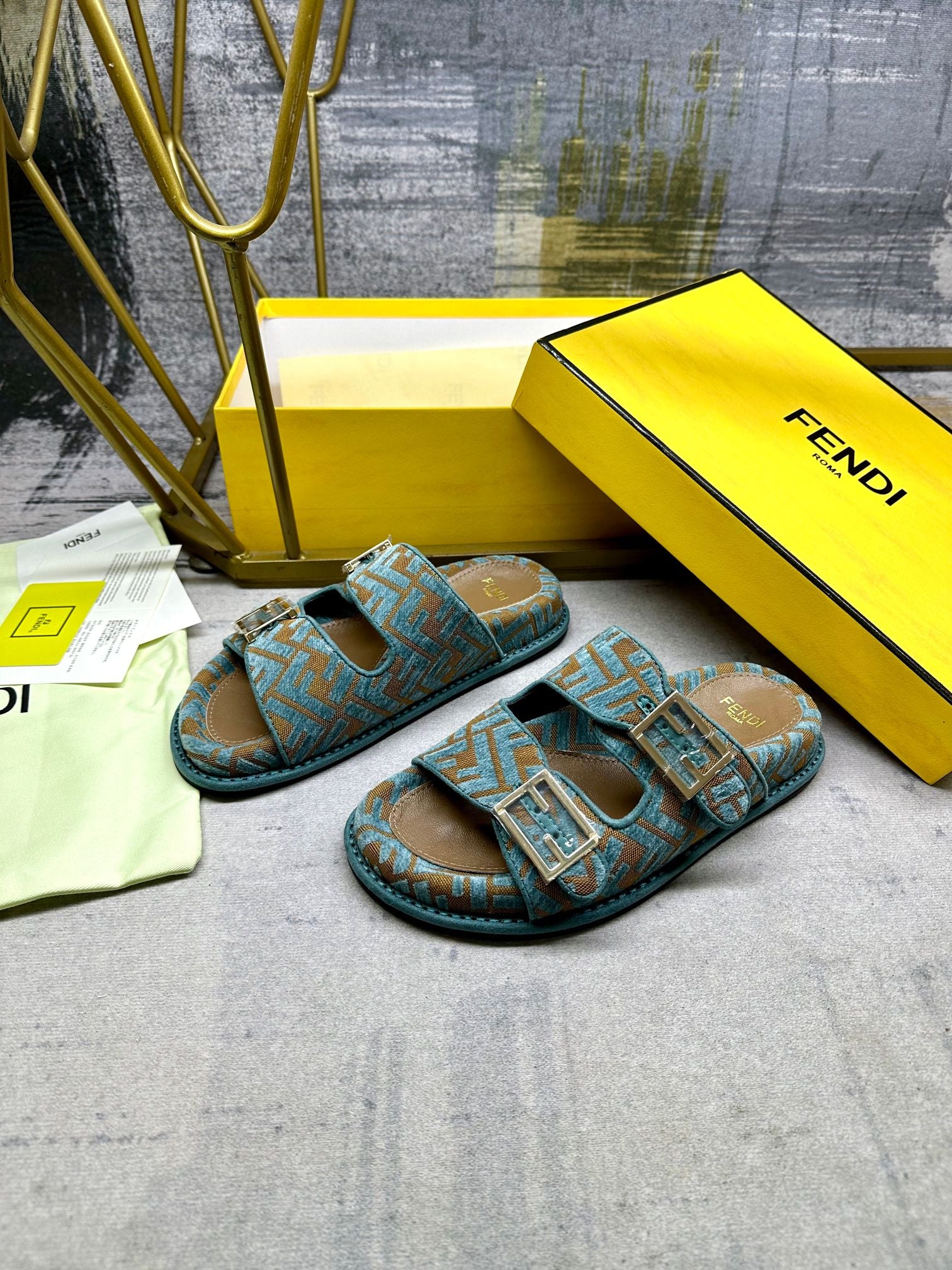 LuxluxHouse Best Quality Sandals Fendi