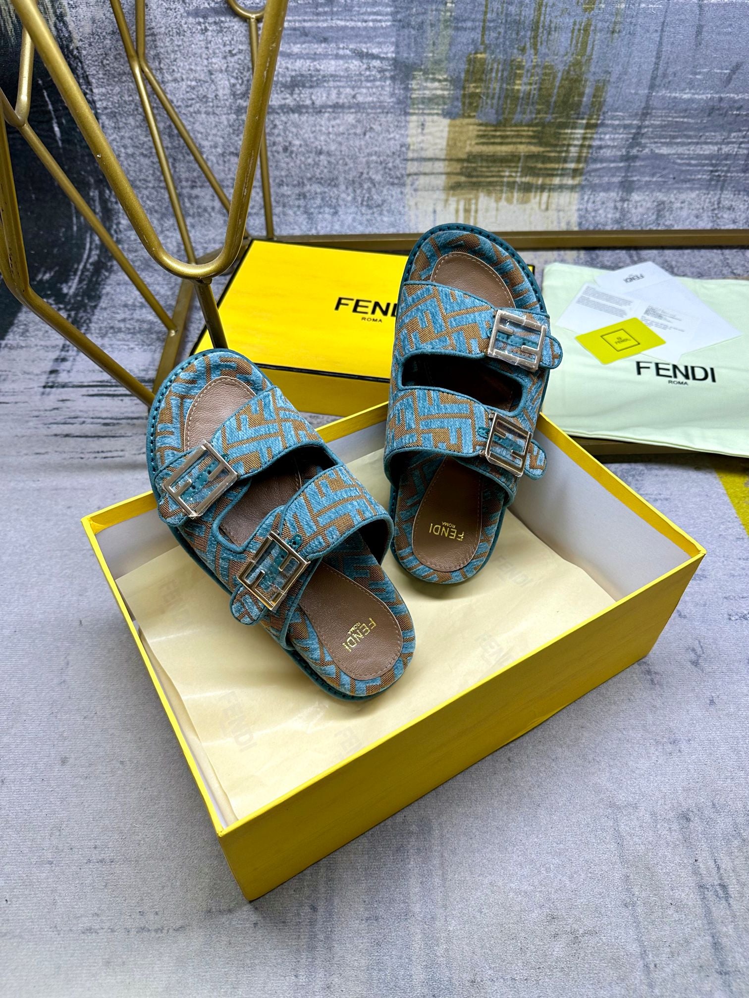 LuxluxHouse Best Quality Sandals Fendi