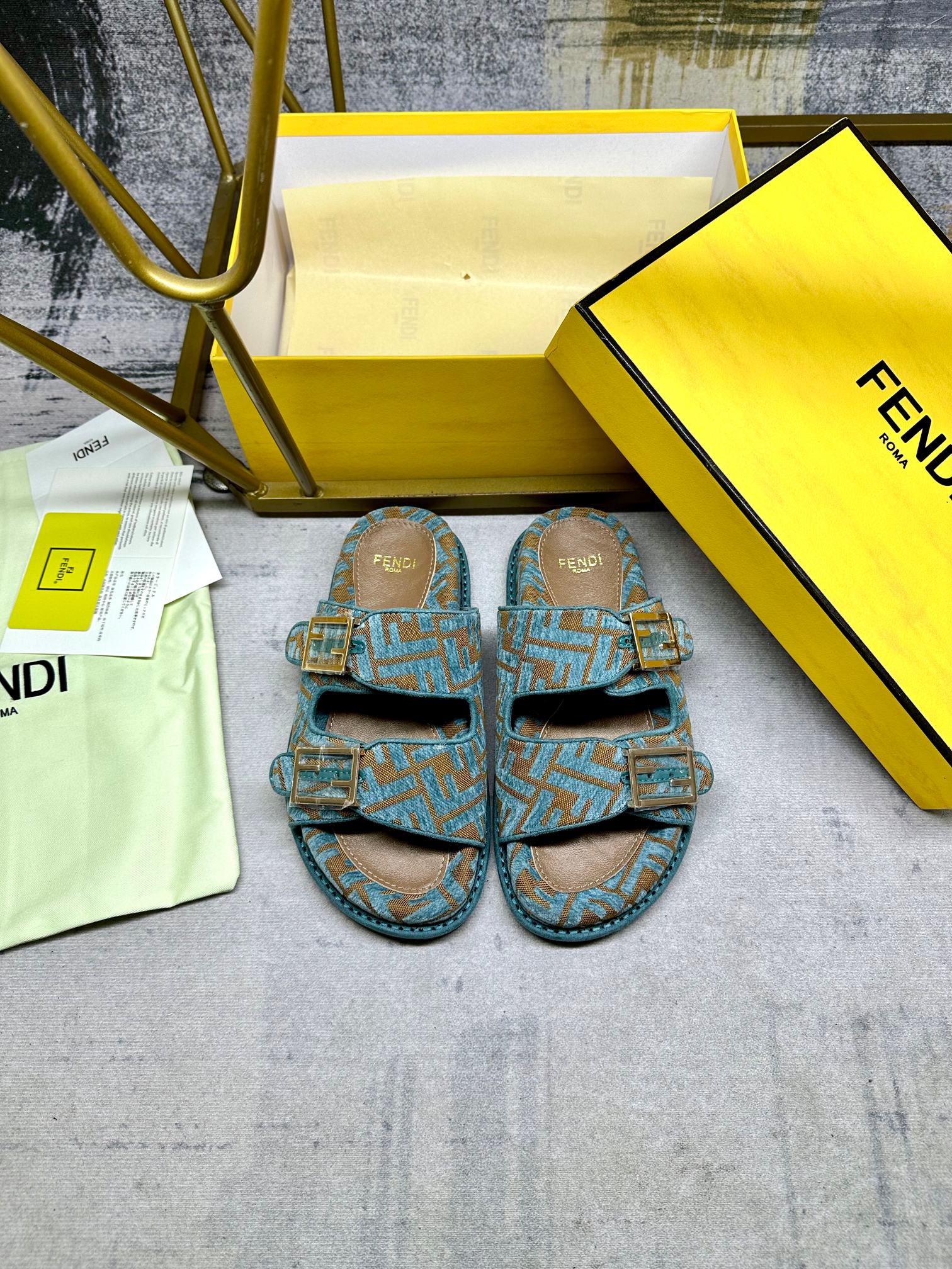 LuxluxHouse Best Quality Sandals Fendi