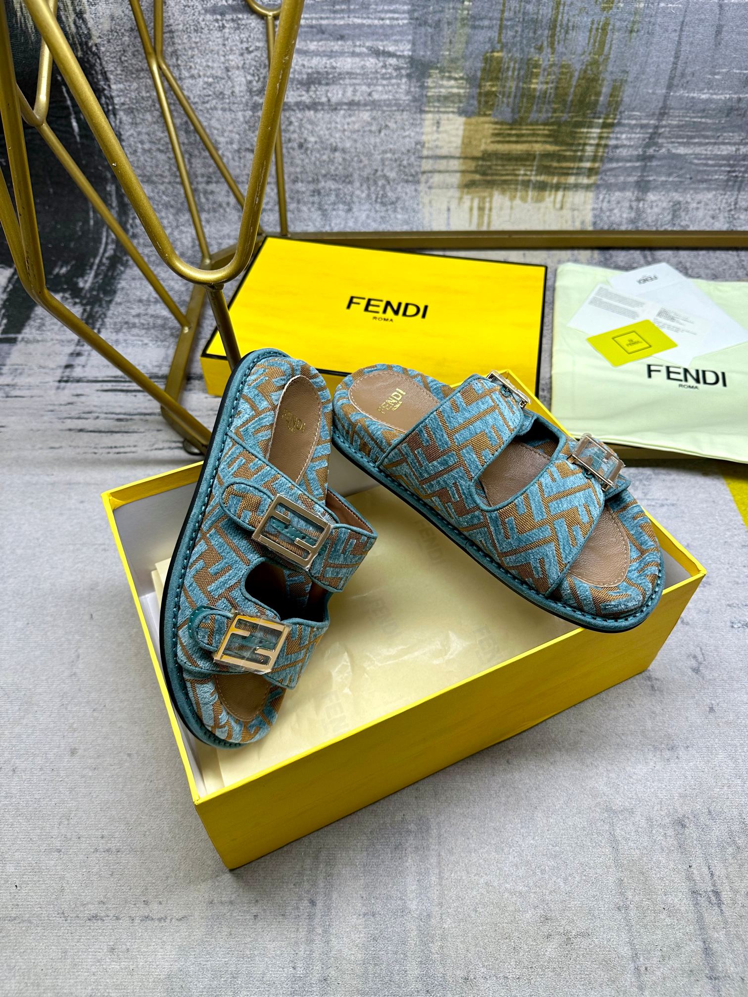 LuxluxHouse Best Quality Sandals Fendi