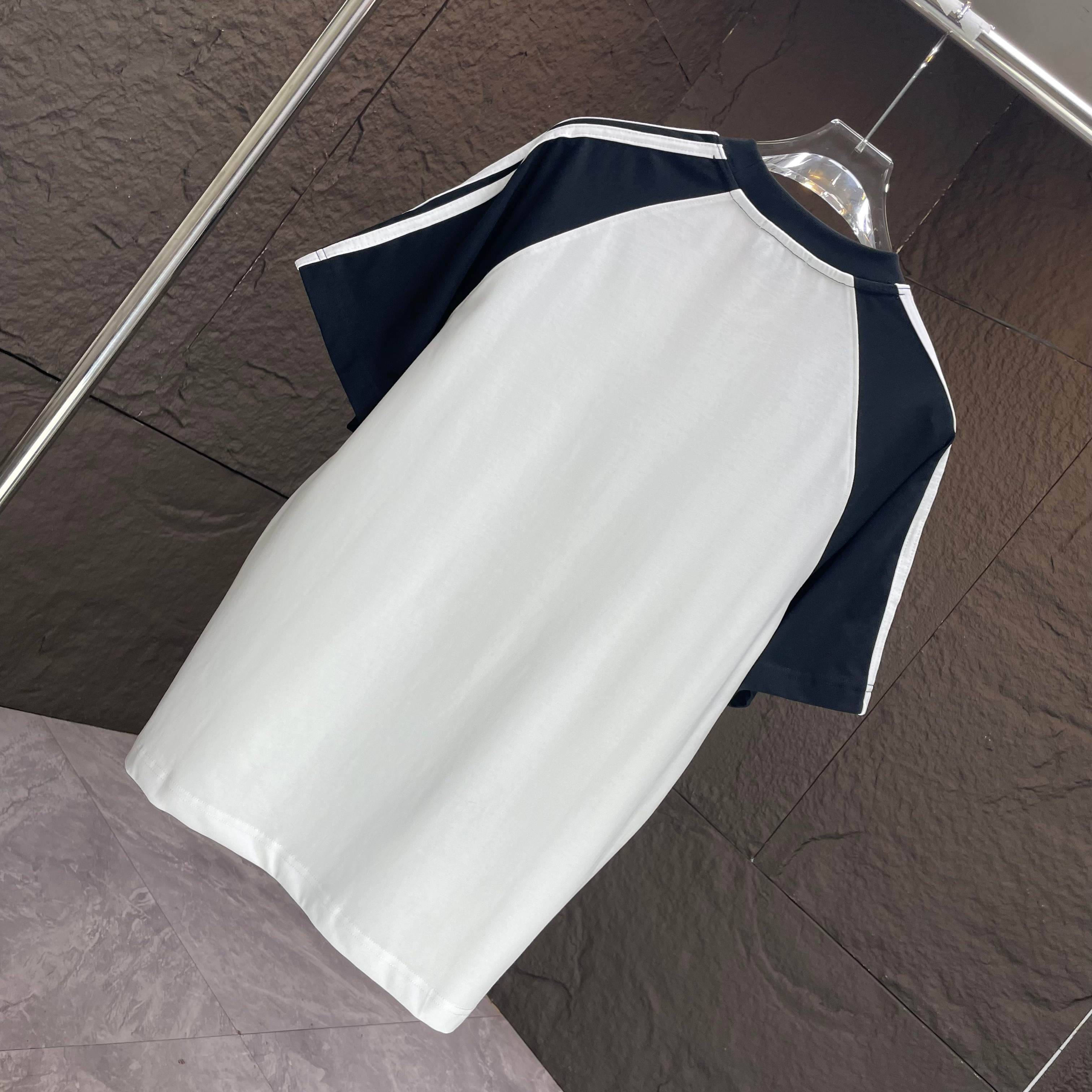 LuxluxHouse Best Quality Clothes Amiri T-shirt