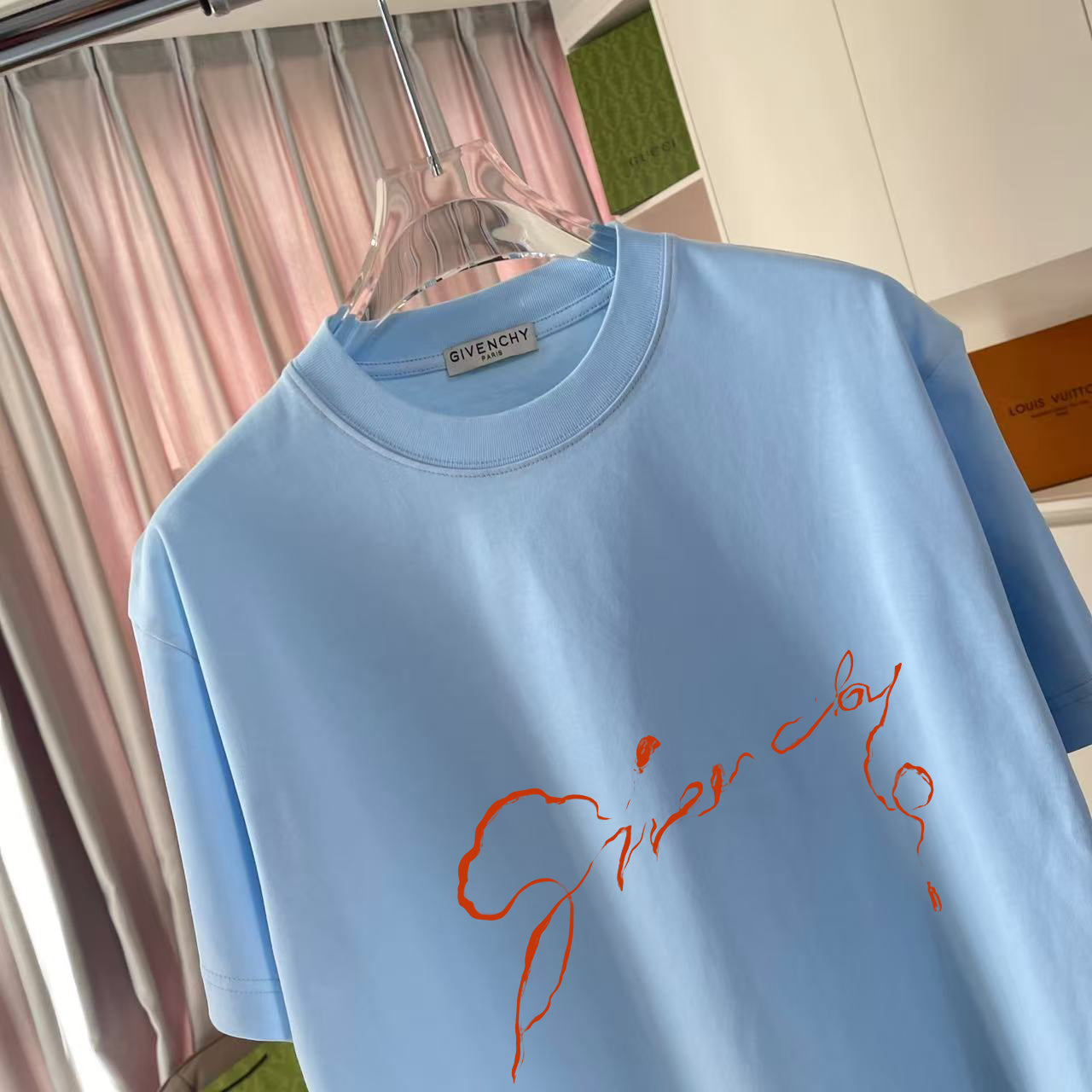 LuxluxHouse Best Quality Clothes Givenchy T-shirt