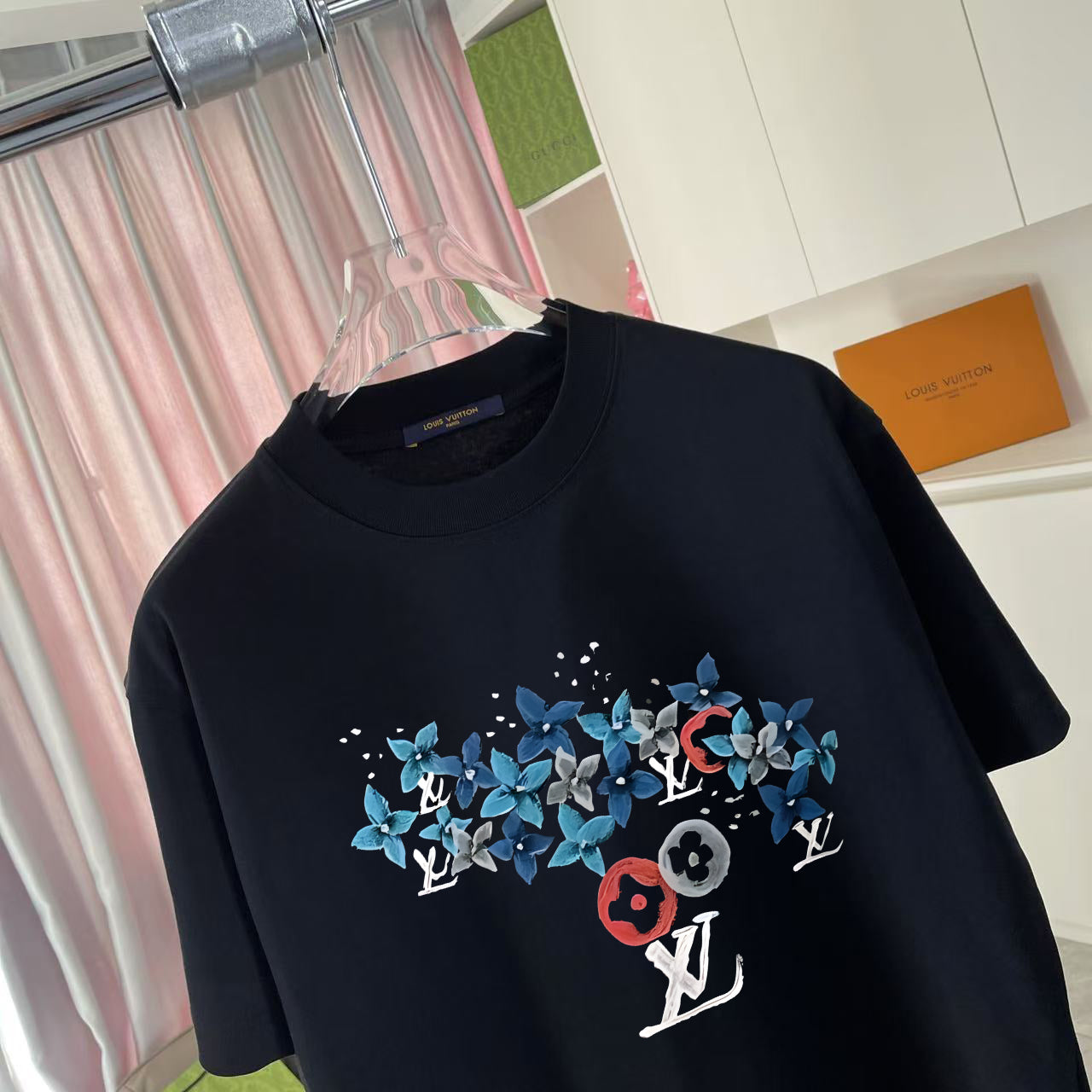 LuxluxHouse Best Quality Clothes T-shirt Louis Vuitton
