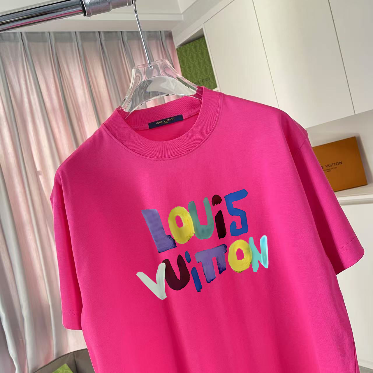 LuxluxHouse Best Quality Clothes T-shirt Louis Vuitton