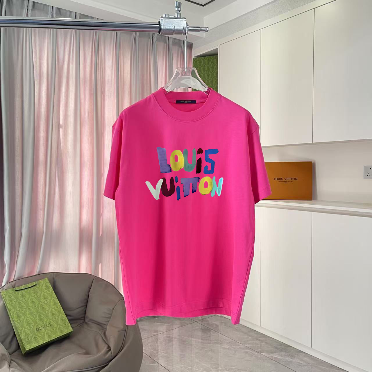 LuxluxHouse Best Quality Clothes T-shirt Louis Vuitton