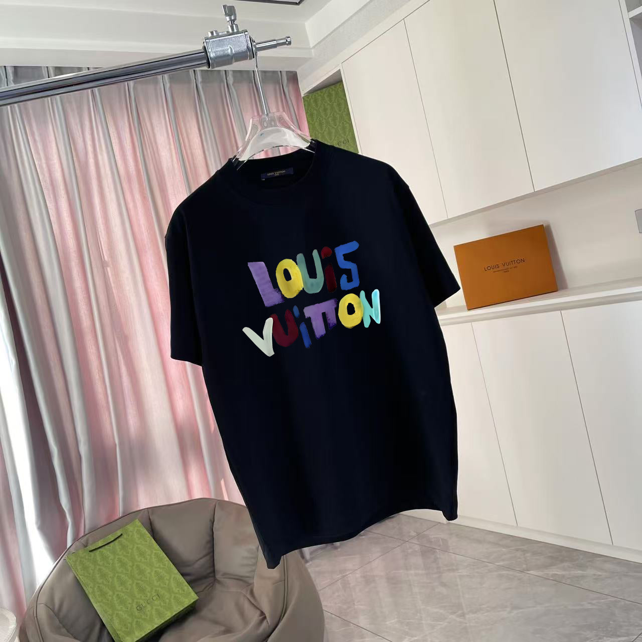 LuxluxHouse Best Quality Clothes T-shirt Louis Vuitton