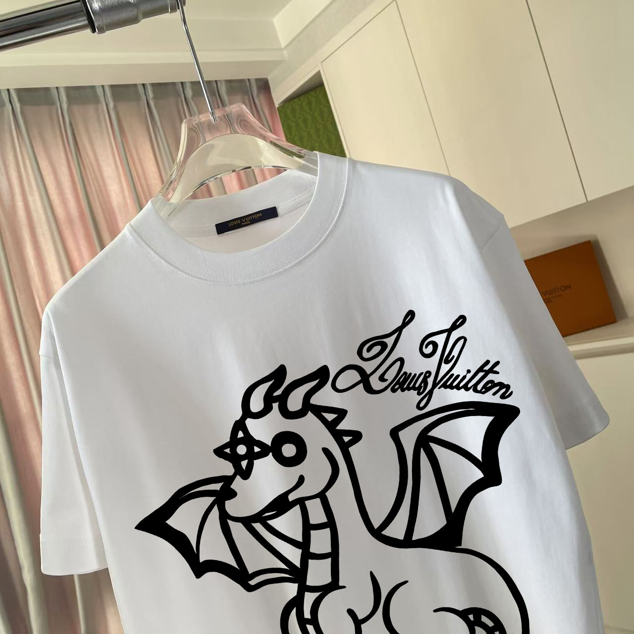LuxluxHouse Best Quality Clothes T-shirt Louis Vuitton