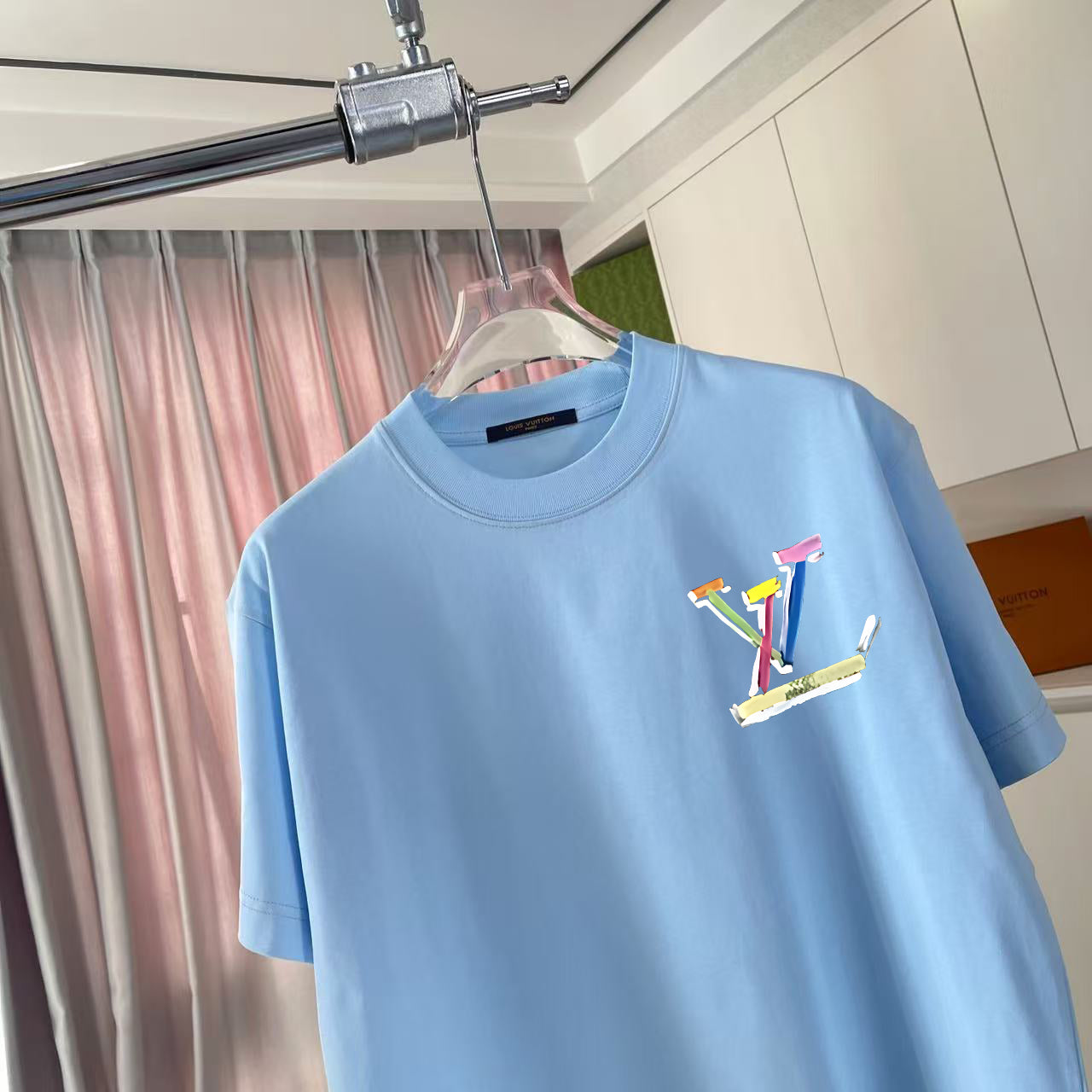 LuxluxHouse Best Quality Clothes T-shirt Louis Vuitton