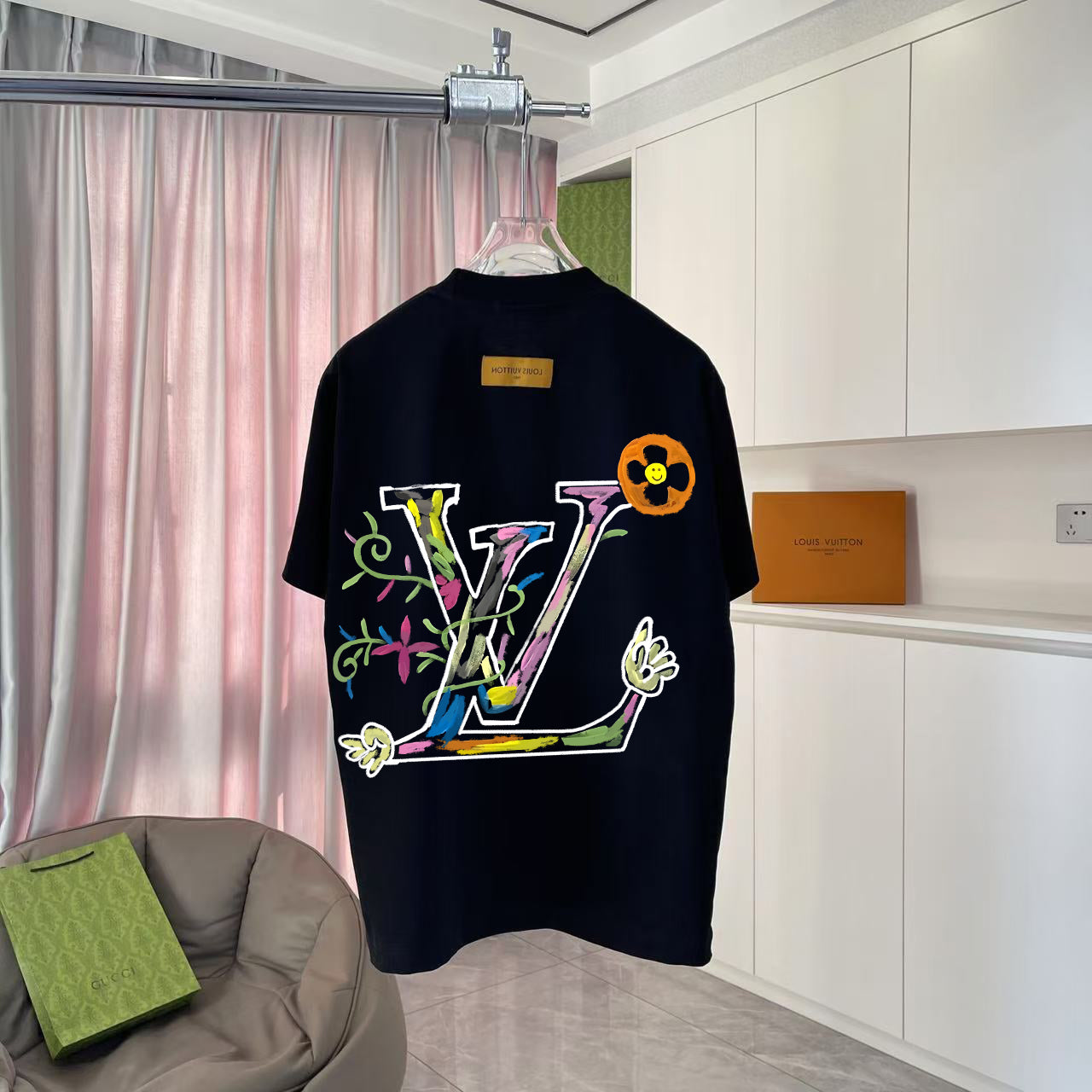 LuxluxHouse Best Quality Clothes T-shirt Louis Vuitton