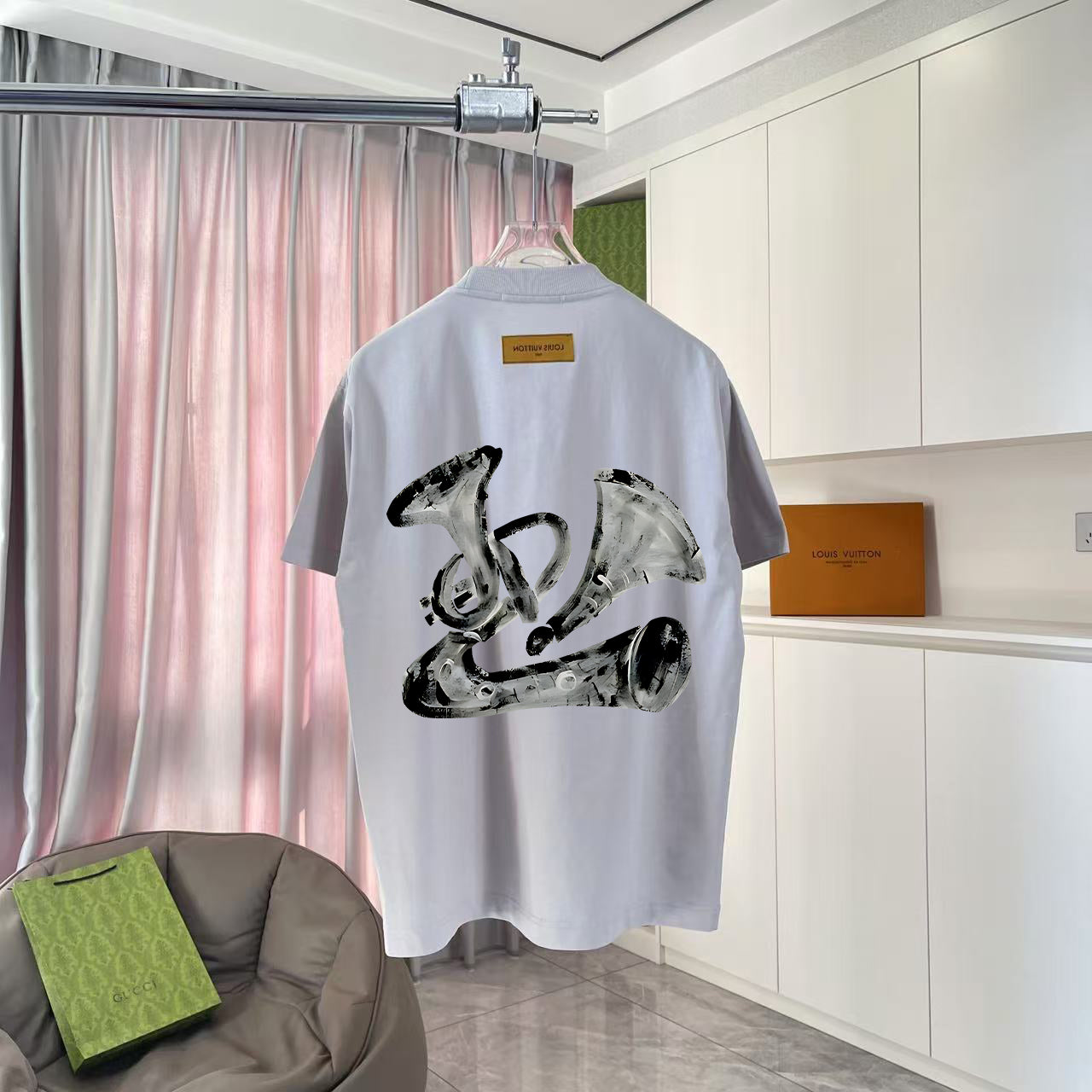LuxluxHouse Best Quality Clothes T-shirt Louis Vuitton