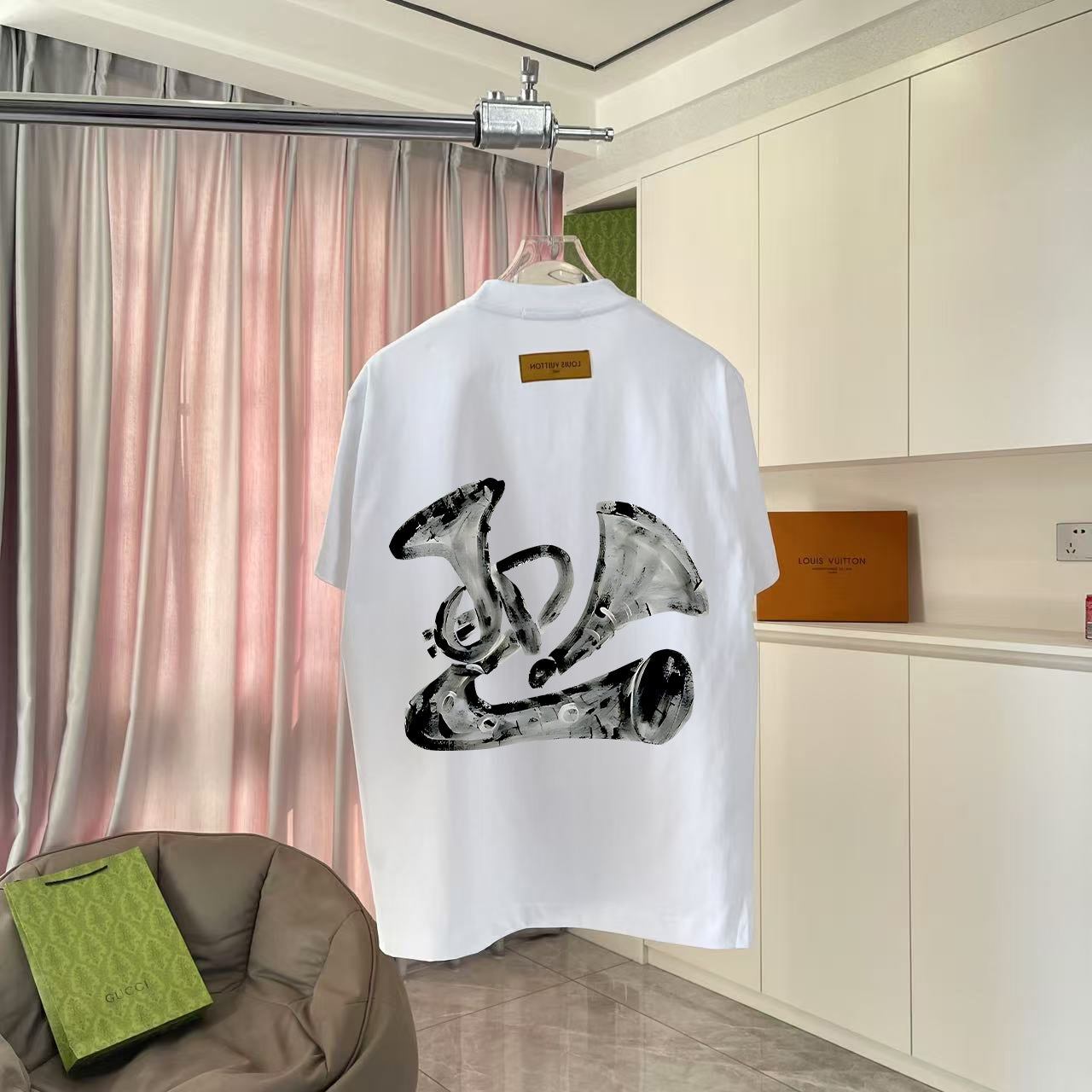 LuxluxHouse Best Quality Clothes T-shirt Louis Vuitton