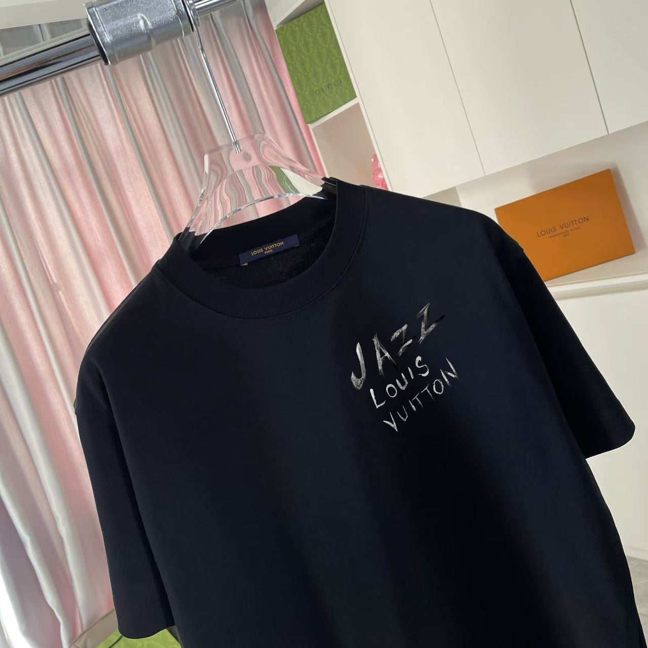 LuxluxHouse Best Quality Clothes T-shirt Louis Vuitton