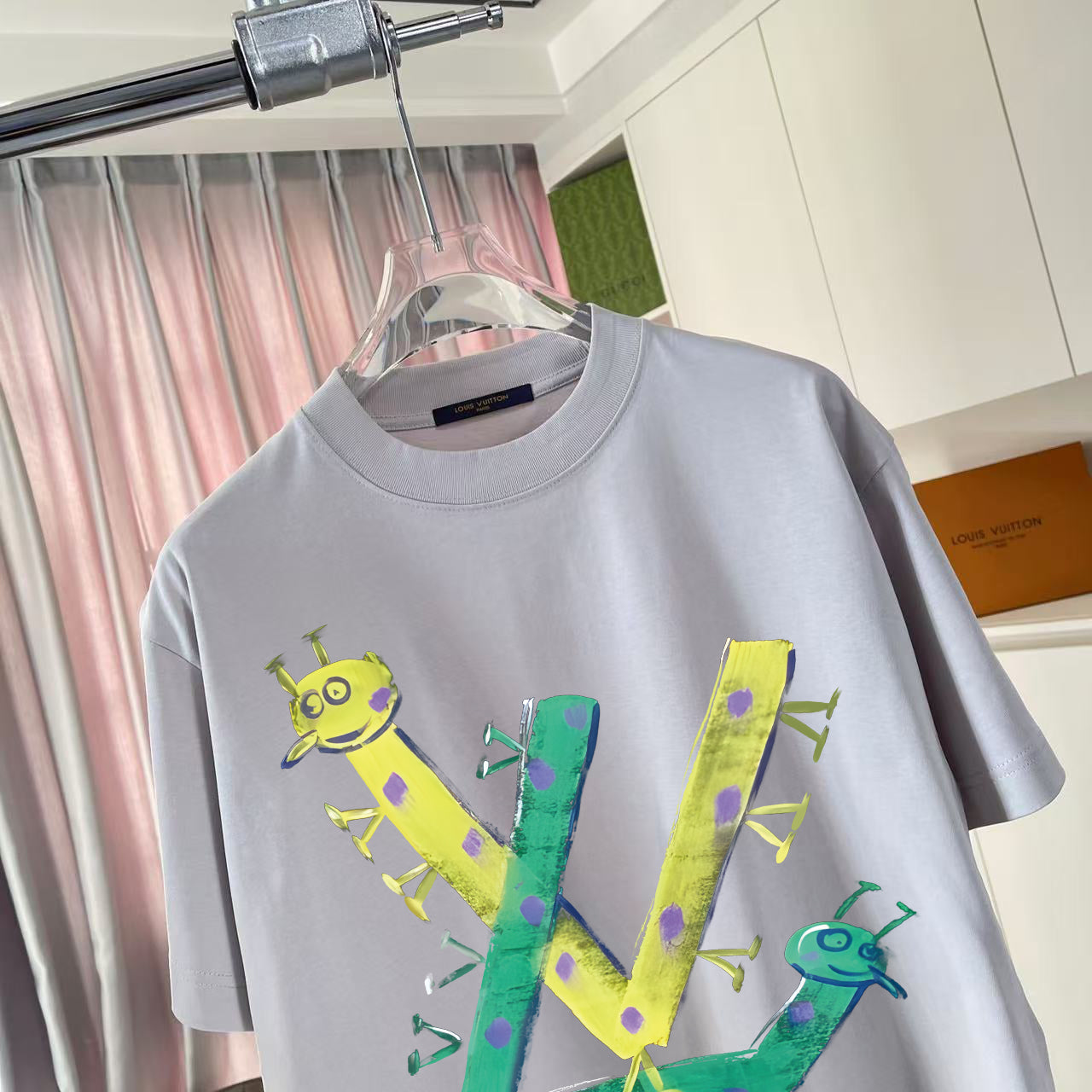 LuxluxHouse Best Quality Clothes T-shirt Louis Vuitton