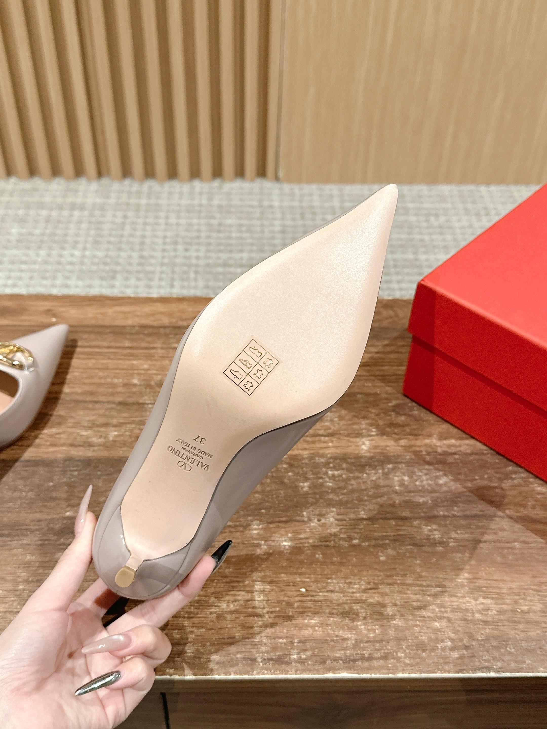 LuxluxHouse Best Quality Valentino Women Shoes