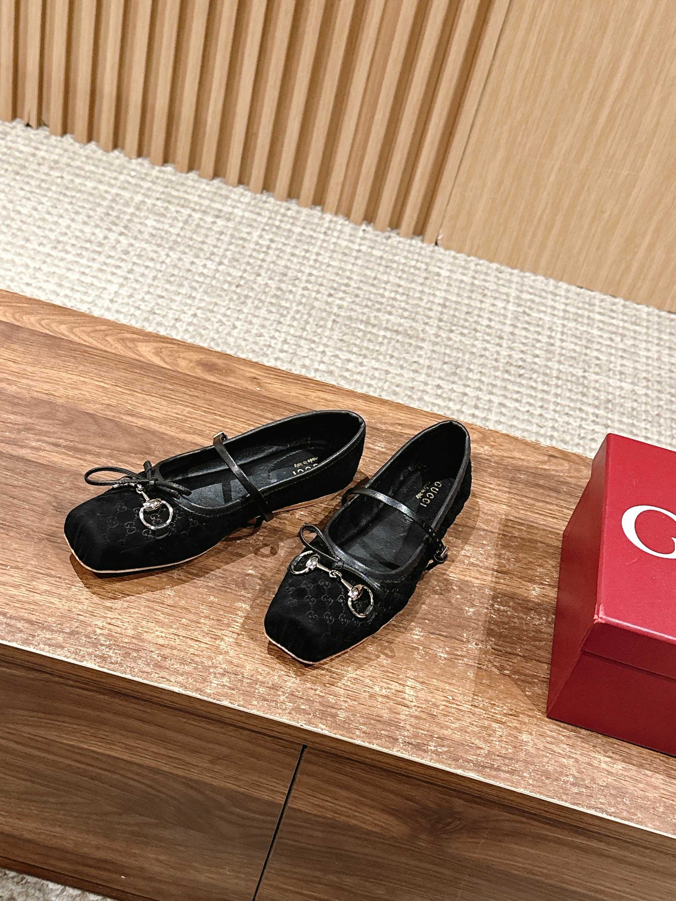 LuxluxHouse Best Quality Gucci Women Shoes