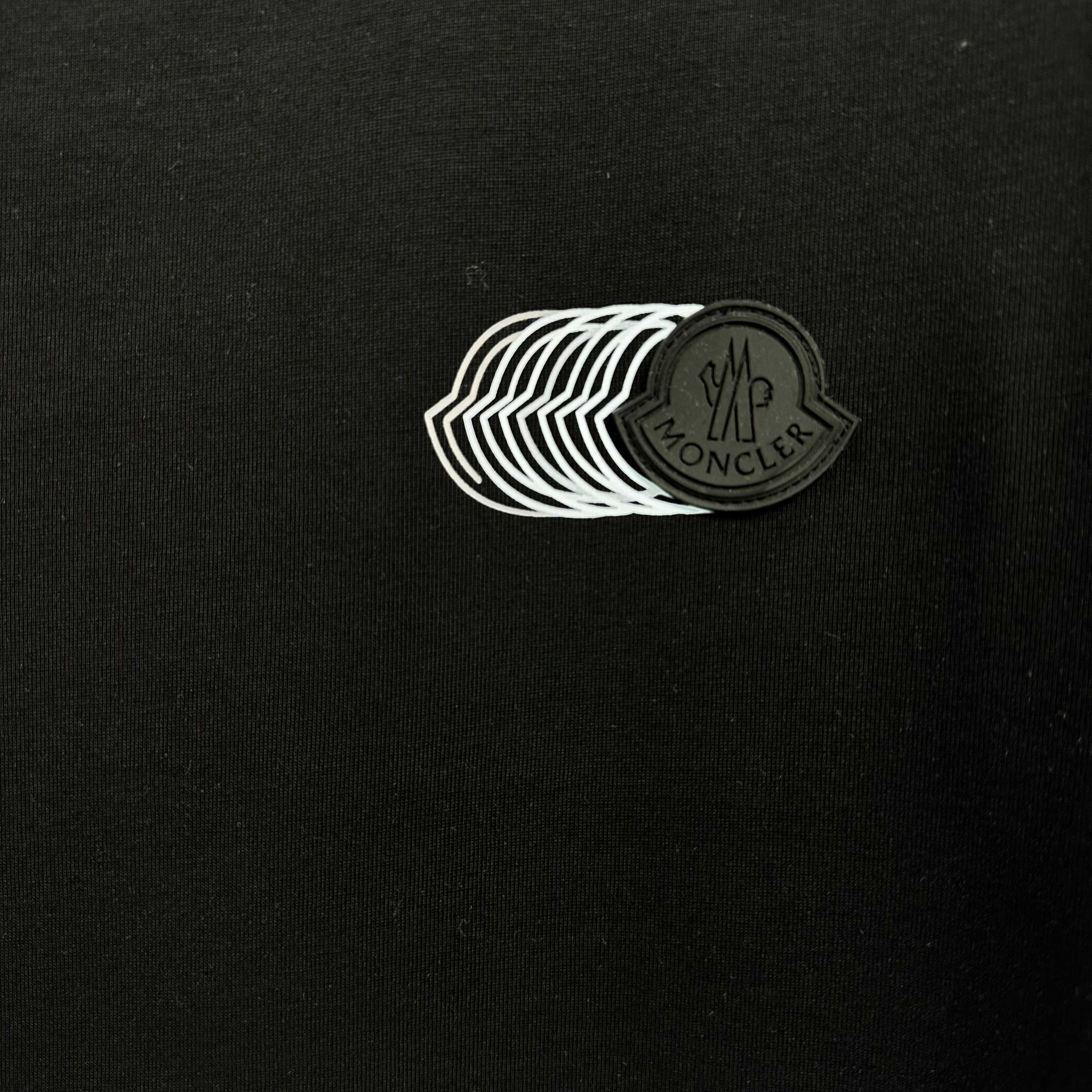 LuxluxHouse Best Quality Clothes T-shirt Moncler