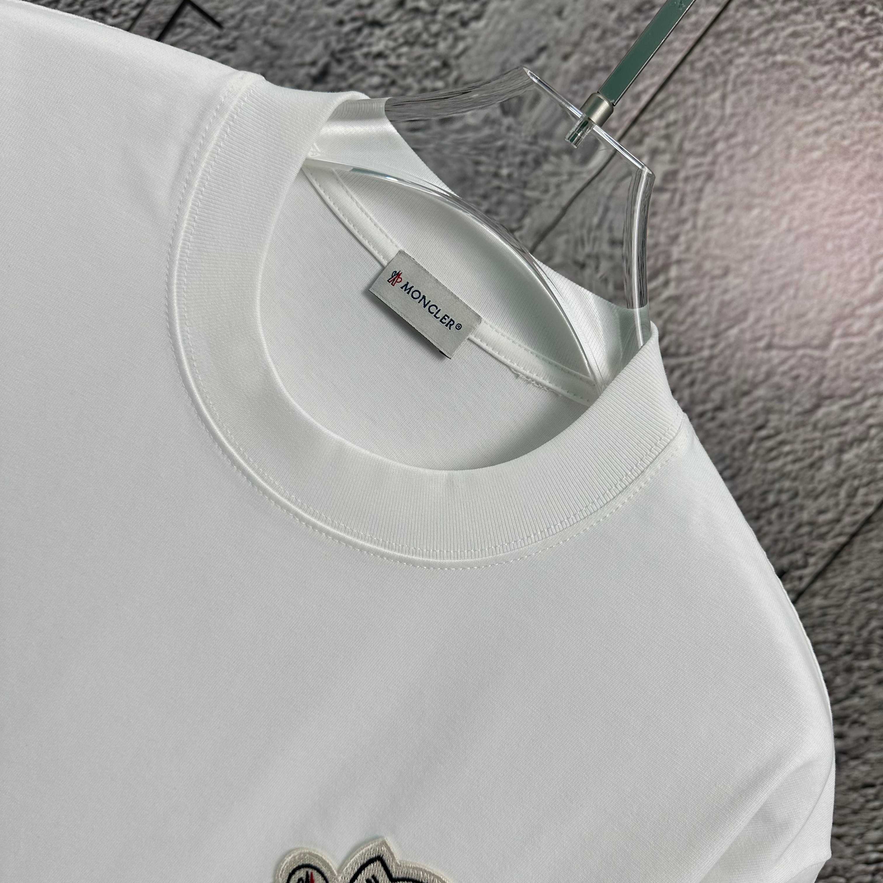 LuxluxHouse Best Quality Clothes T-shirt Moncler