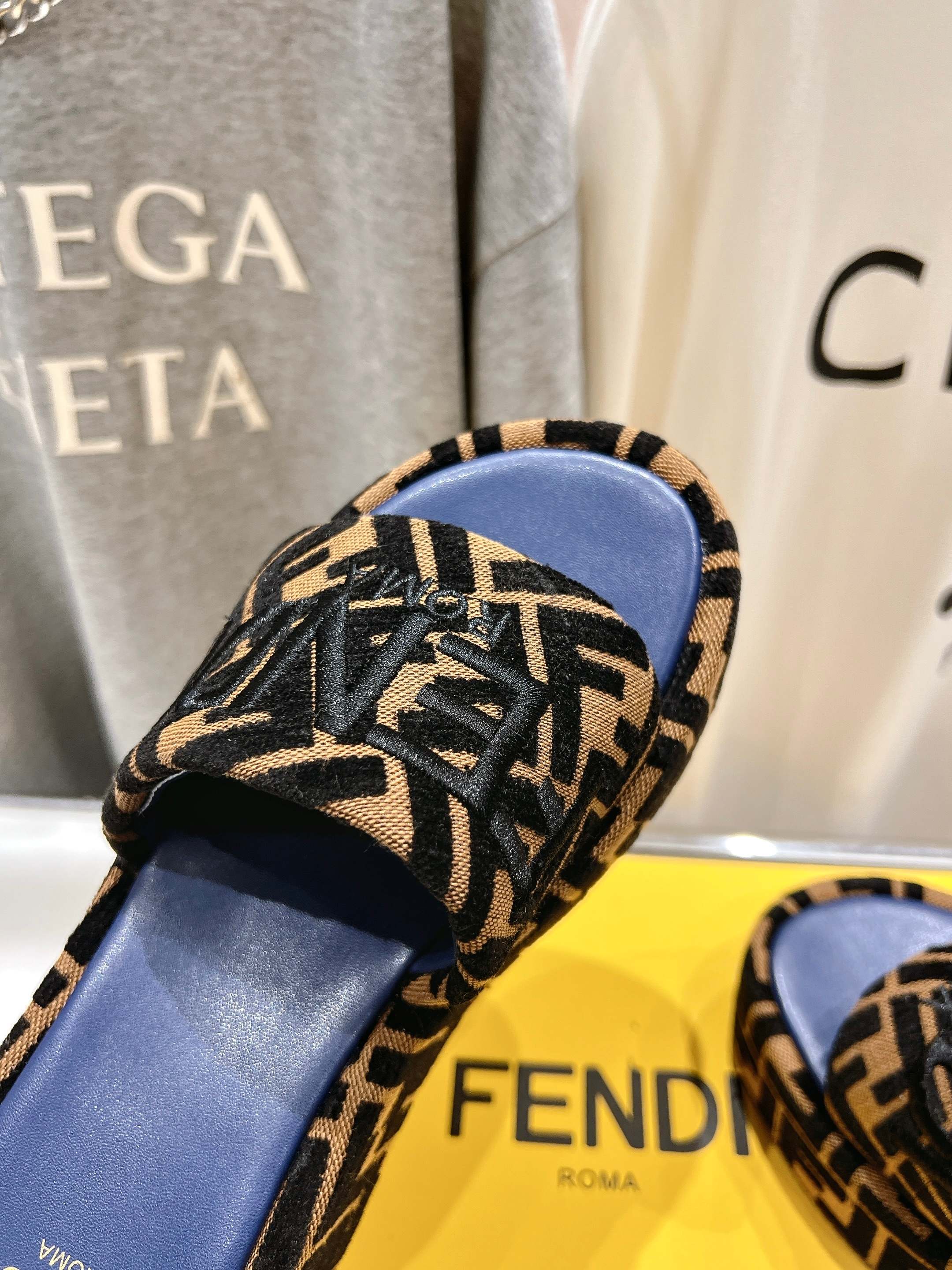 LuxluxHouse Best Quality Fendi Women Shoes