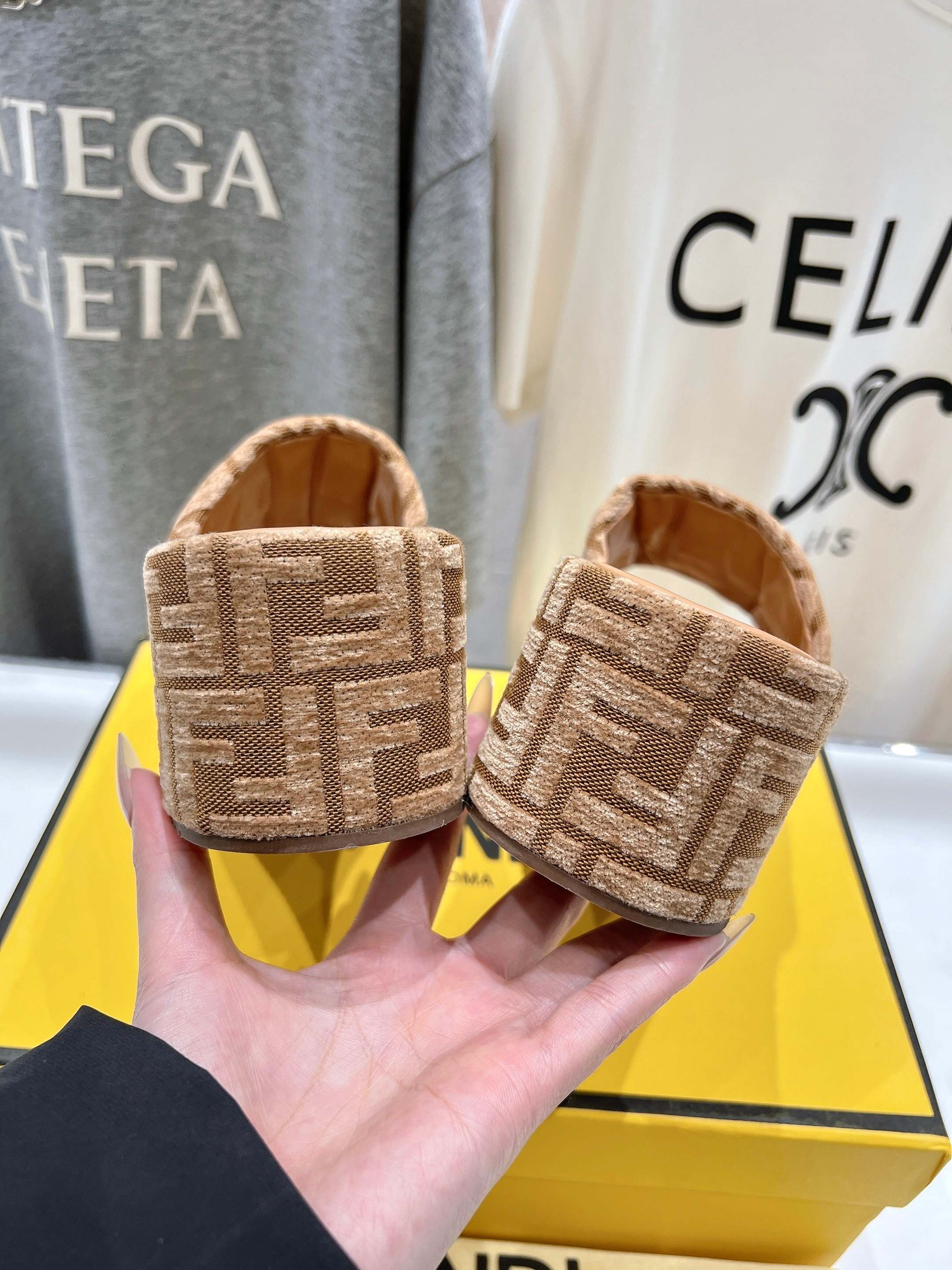 LuxluxHouse Best Quality Fendi Women Shoes
