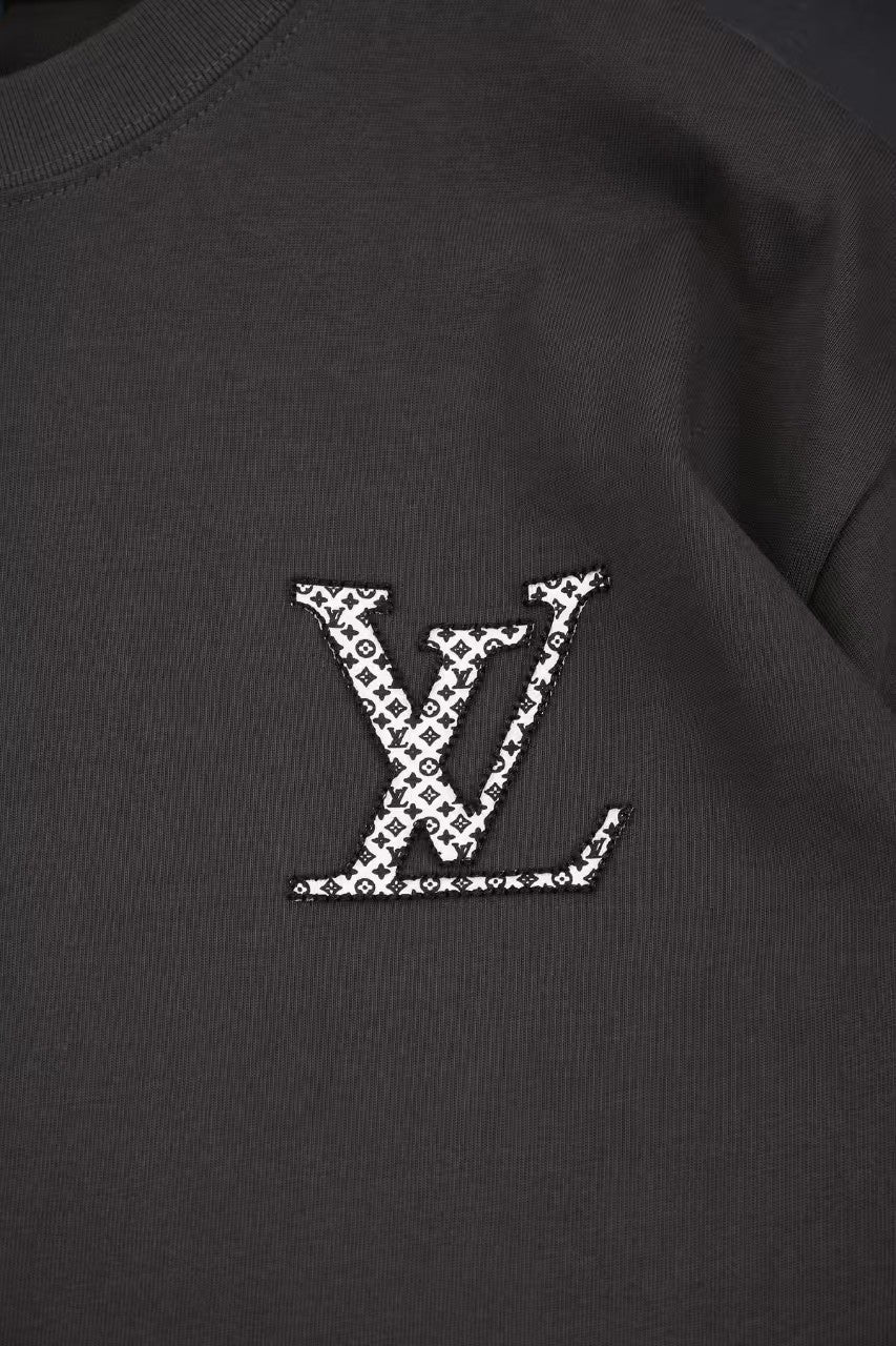LuxluxHouse Best Quality Clothes T-shirt Louis Vuitton