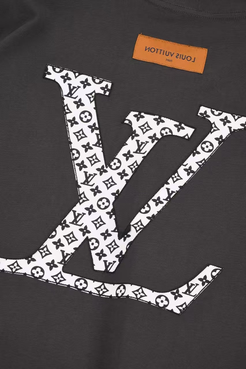 LuxluxHouse Best Quality Clothes T-shirt Louis Vuitton