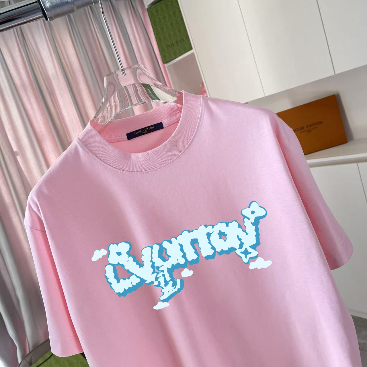 LuxluxHouse Best Quality Clothes T-shirt Louis Vuitton