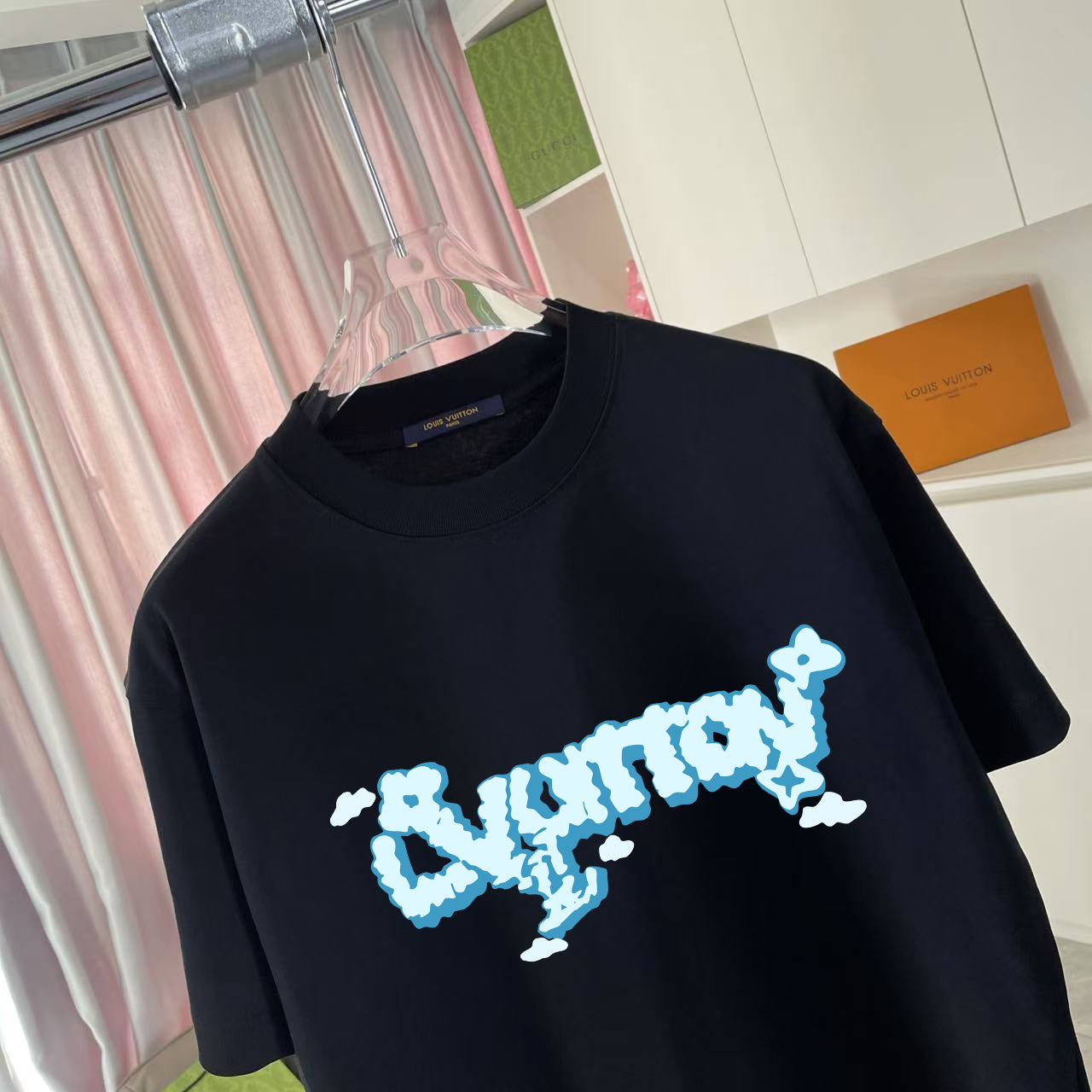 LuxluxHouse Best Quality Clothes T-shirt Louis Vuitton