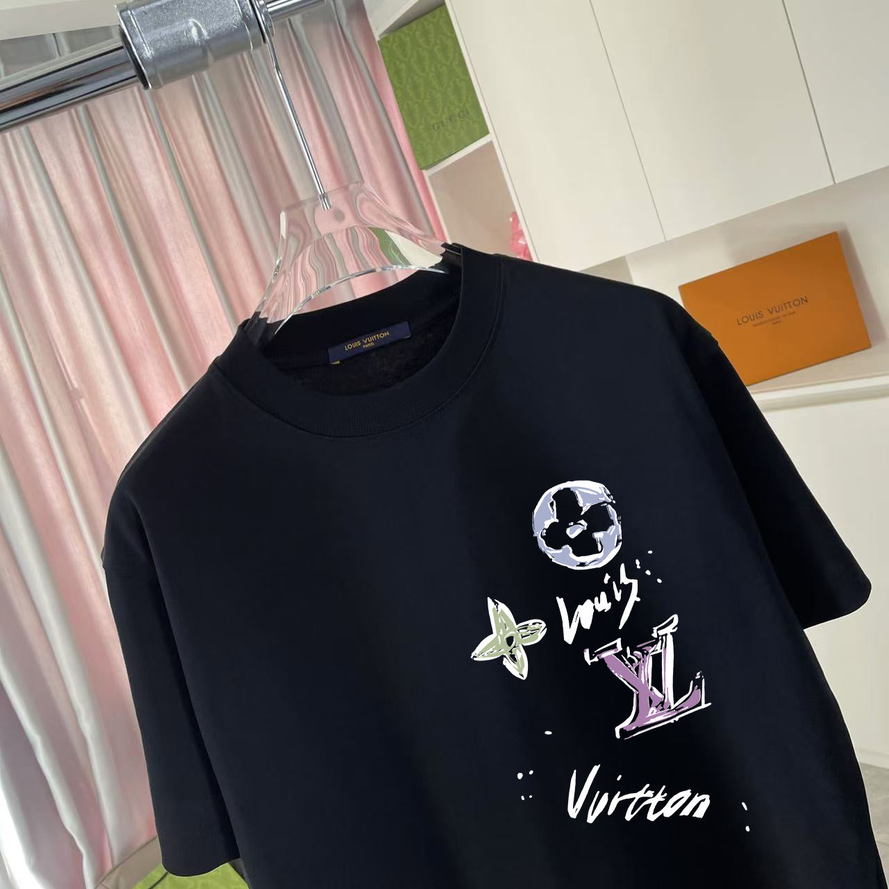LuxluxHouse Best Quality Clothes T-shirt Louis Vuitton