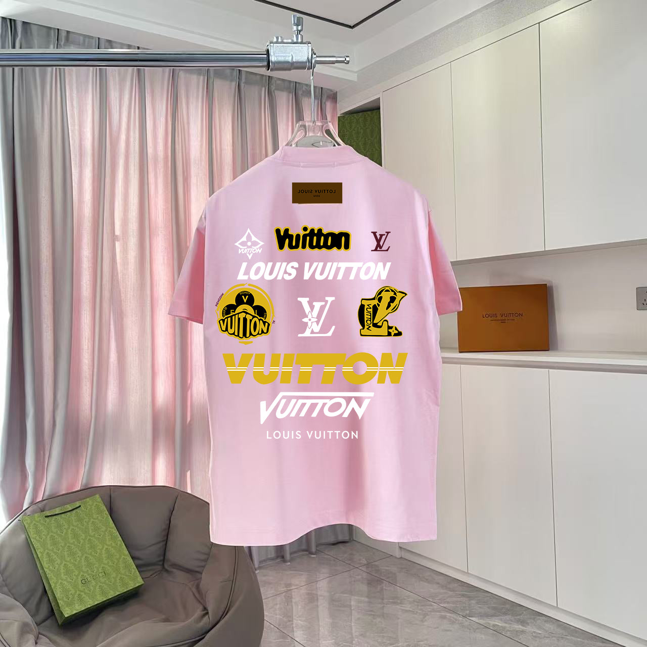 LuxluxHouse Best Quality Clothes T-shirt Louis Vuitton