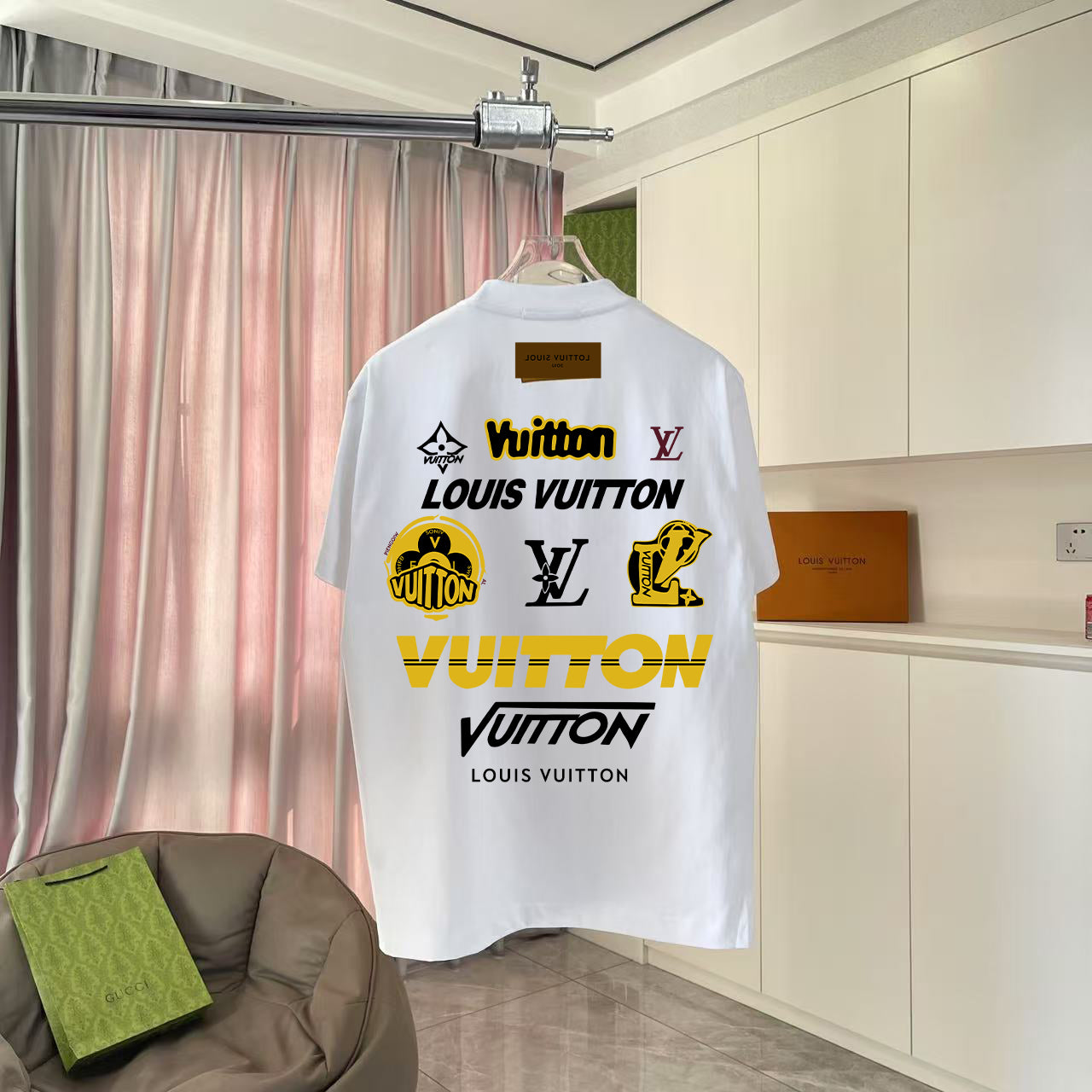 LuxluxHouse Best Quality Clothes T-shirt Louis Vuitton