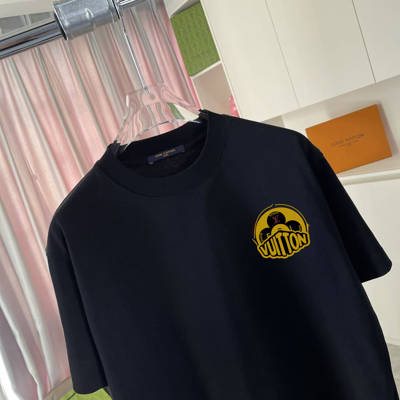 LuxluxHouse Best Quality Clothes T-shirt Louis Vuitton